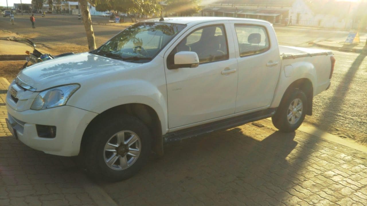Isuzu KB 250D — imagen 3
