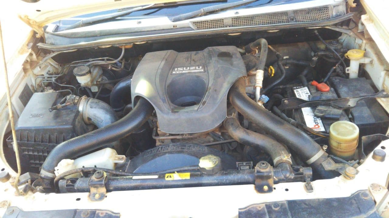 Isuzu KB 250D — imagen 5