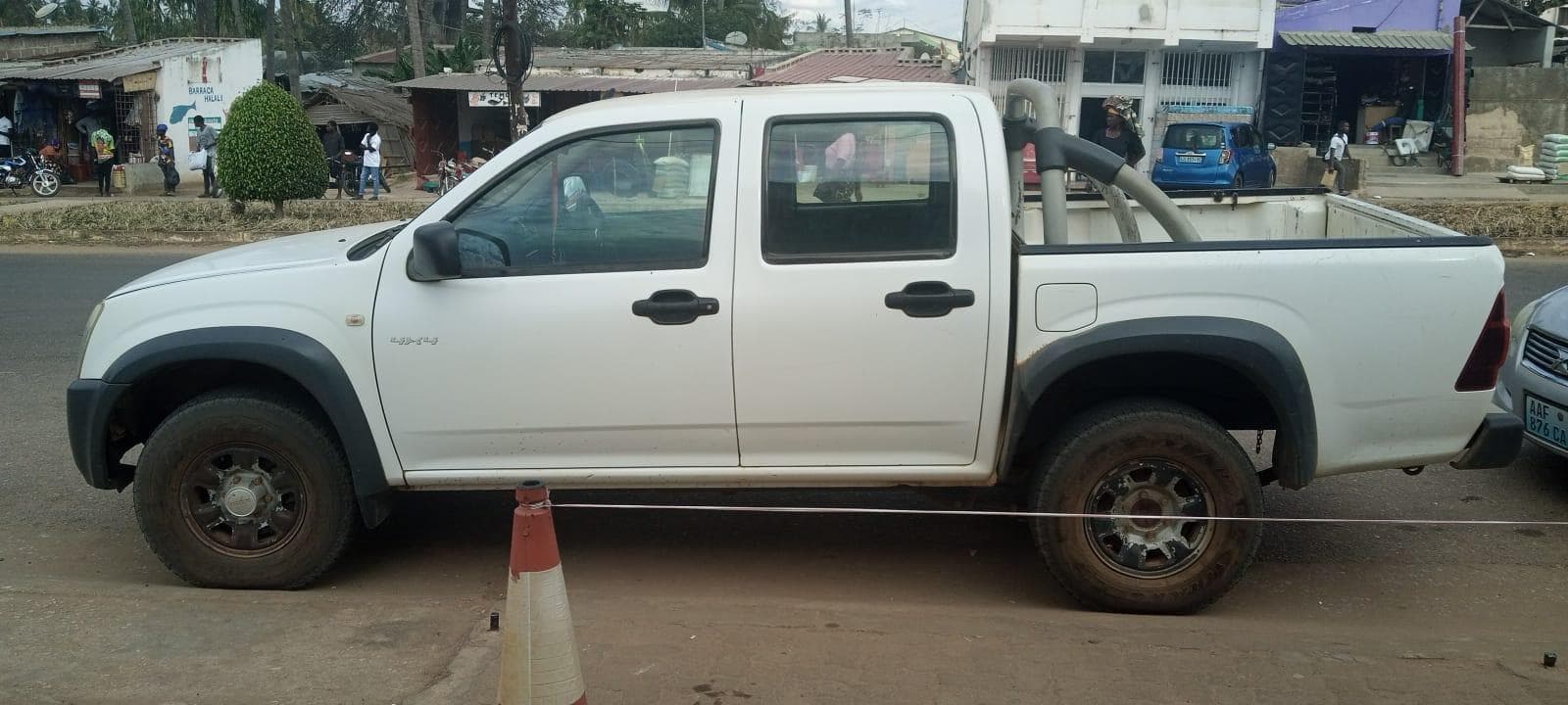 Isuzu KB 250D — imagem 4