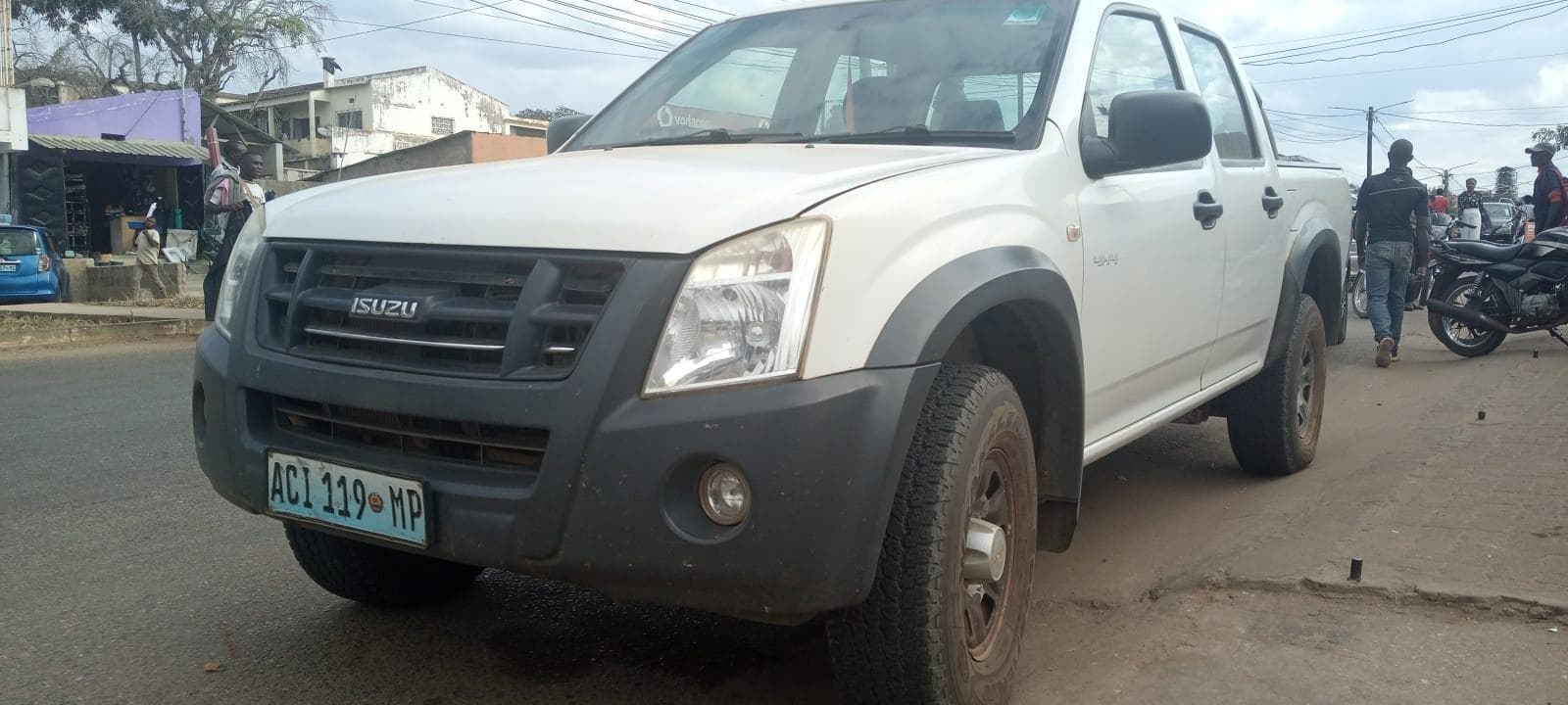 Isuzu KB 250D — imagem 11