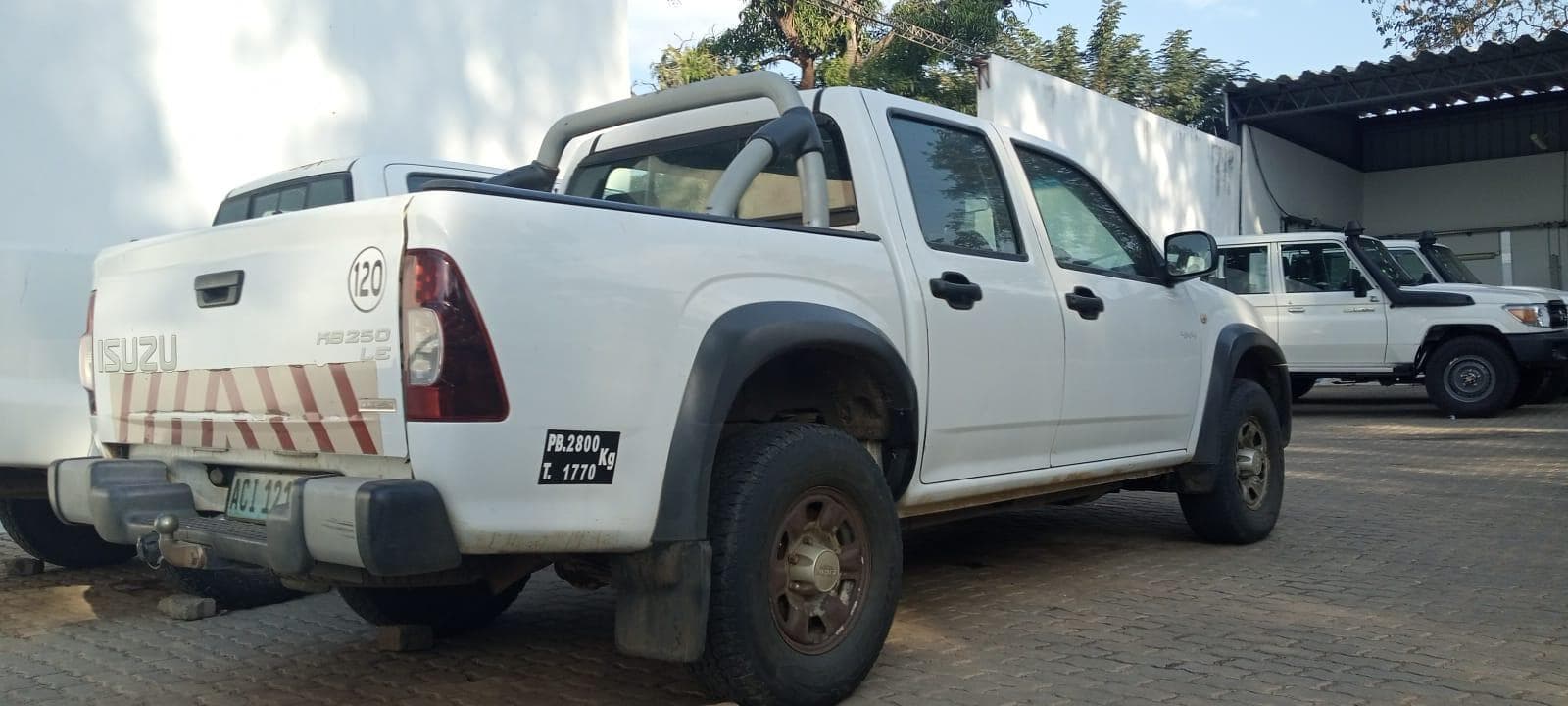 Isuzu KB 250 — imagem 2
