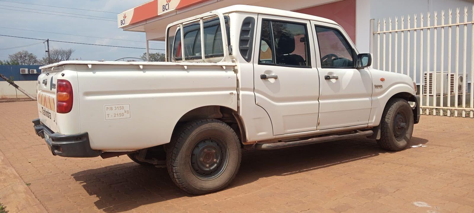 Mahindra PickUp Scorpio — imagem 2