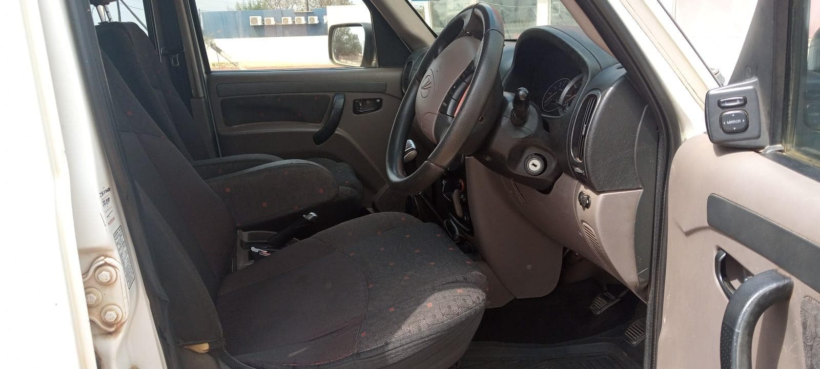 Mahindra PickUp Scorpio — imagem 8
