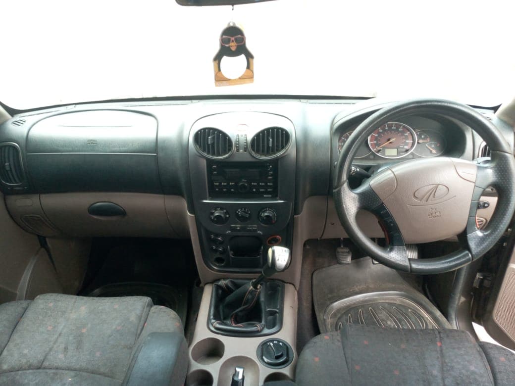 Mahindra PickUp Scorpio 2.5 Turbo — imagem 10