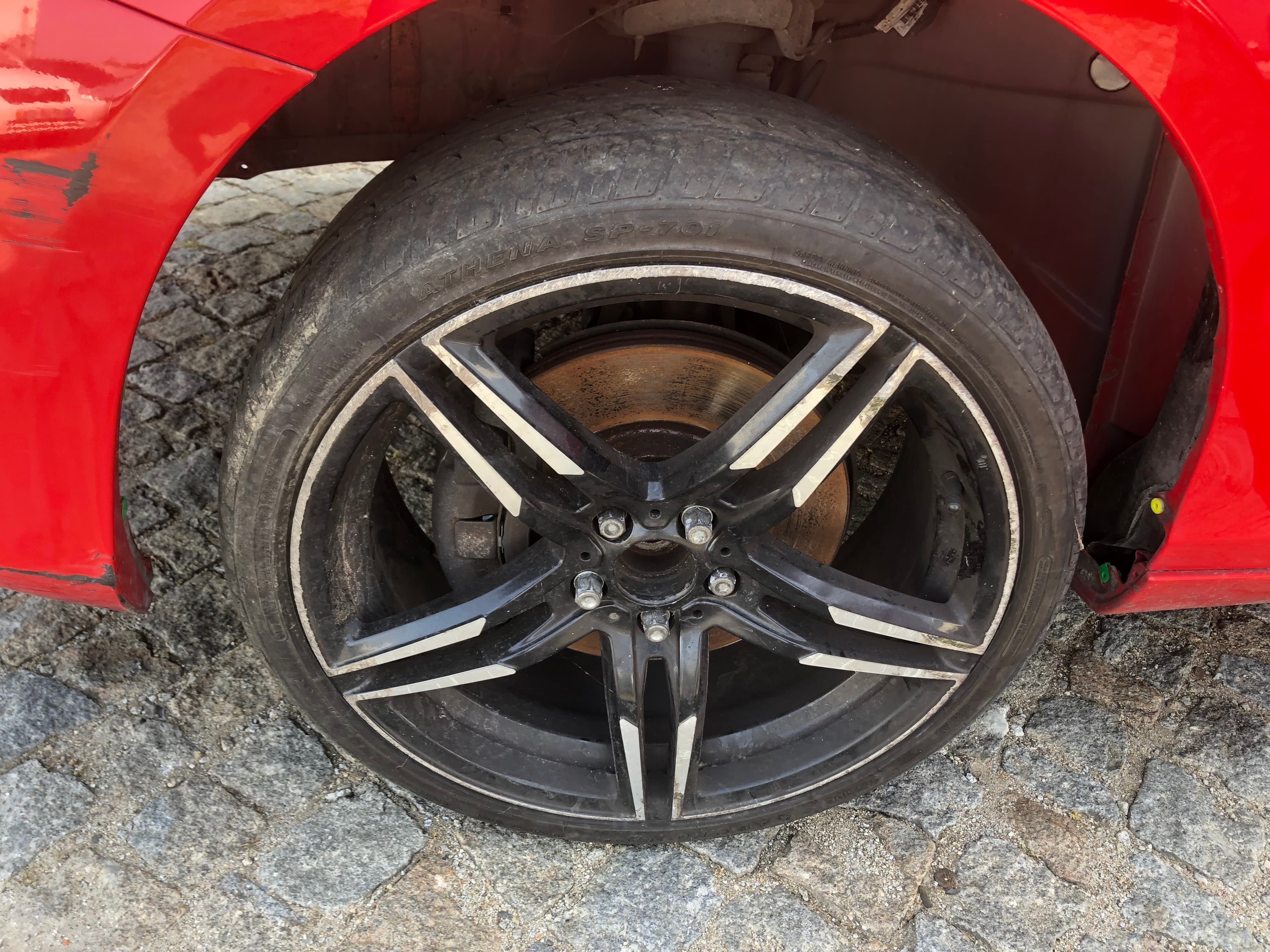 Volvo V40 · Ano 2014 — imagem 13