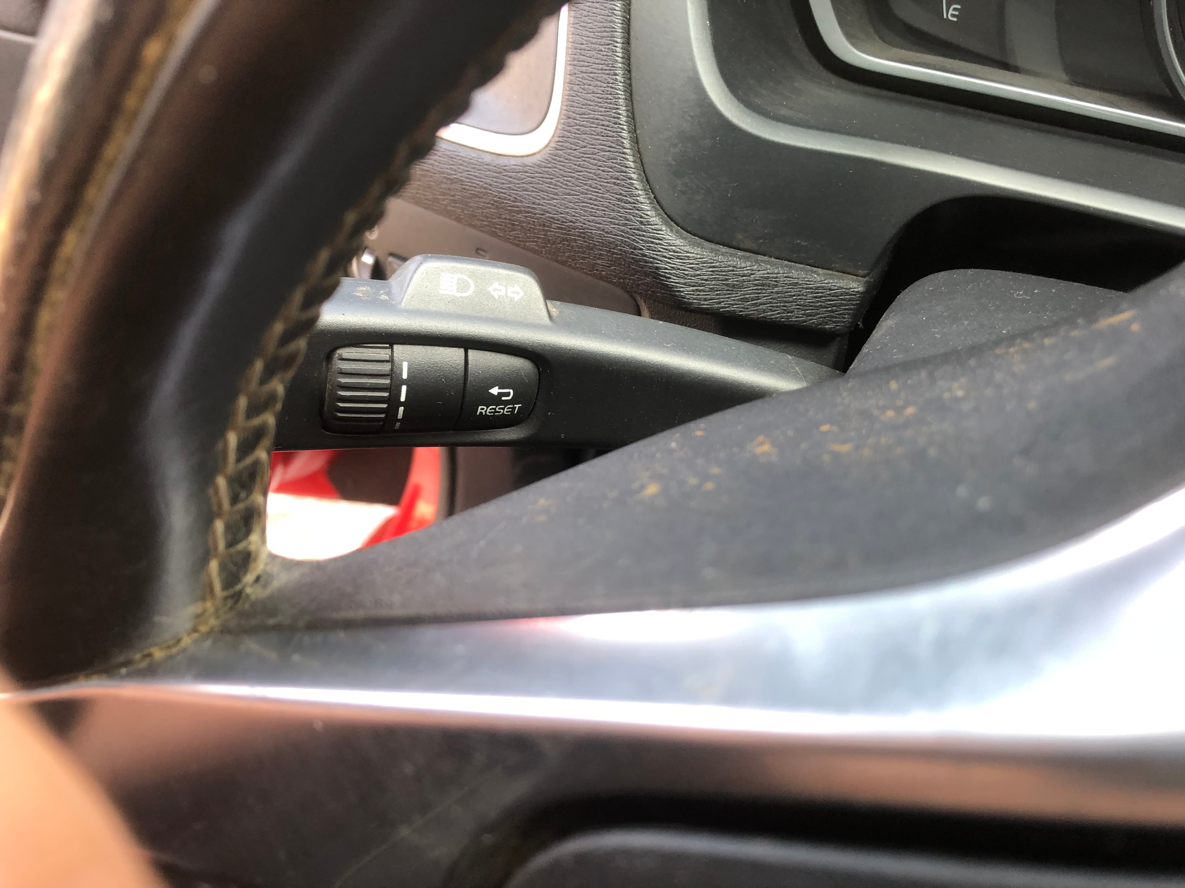 Volvo V40 · Ano 2014 — imagem 26