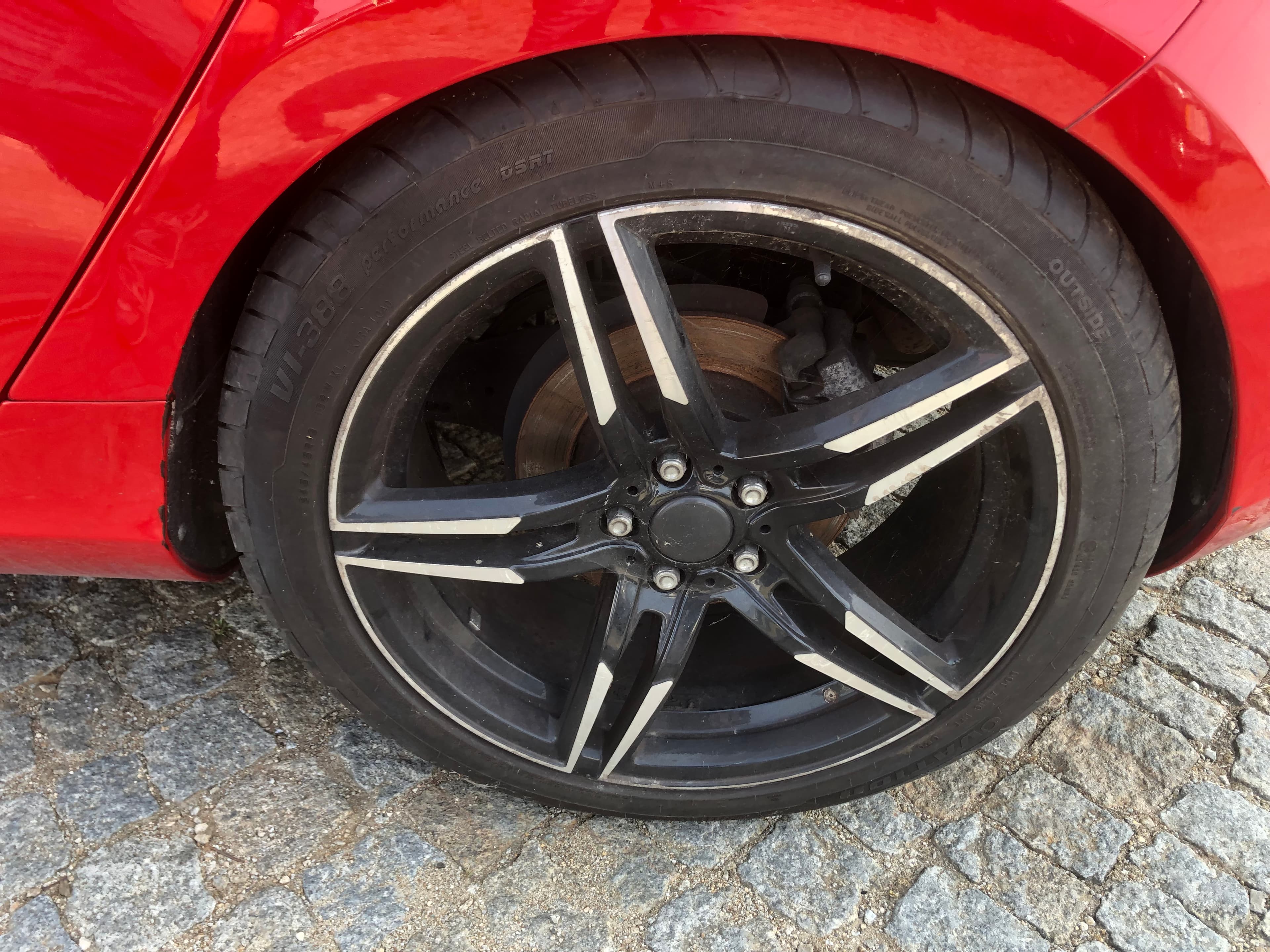 Volvo V40 · Ano 2014 — imagem 14