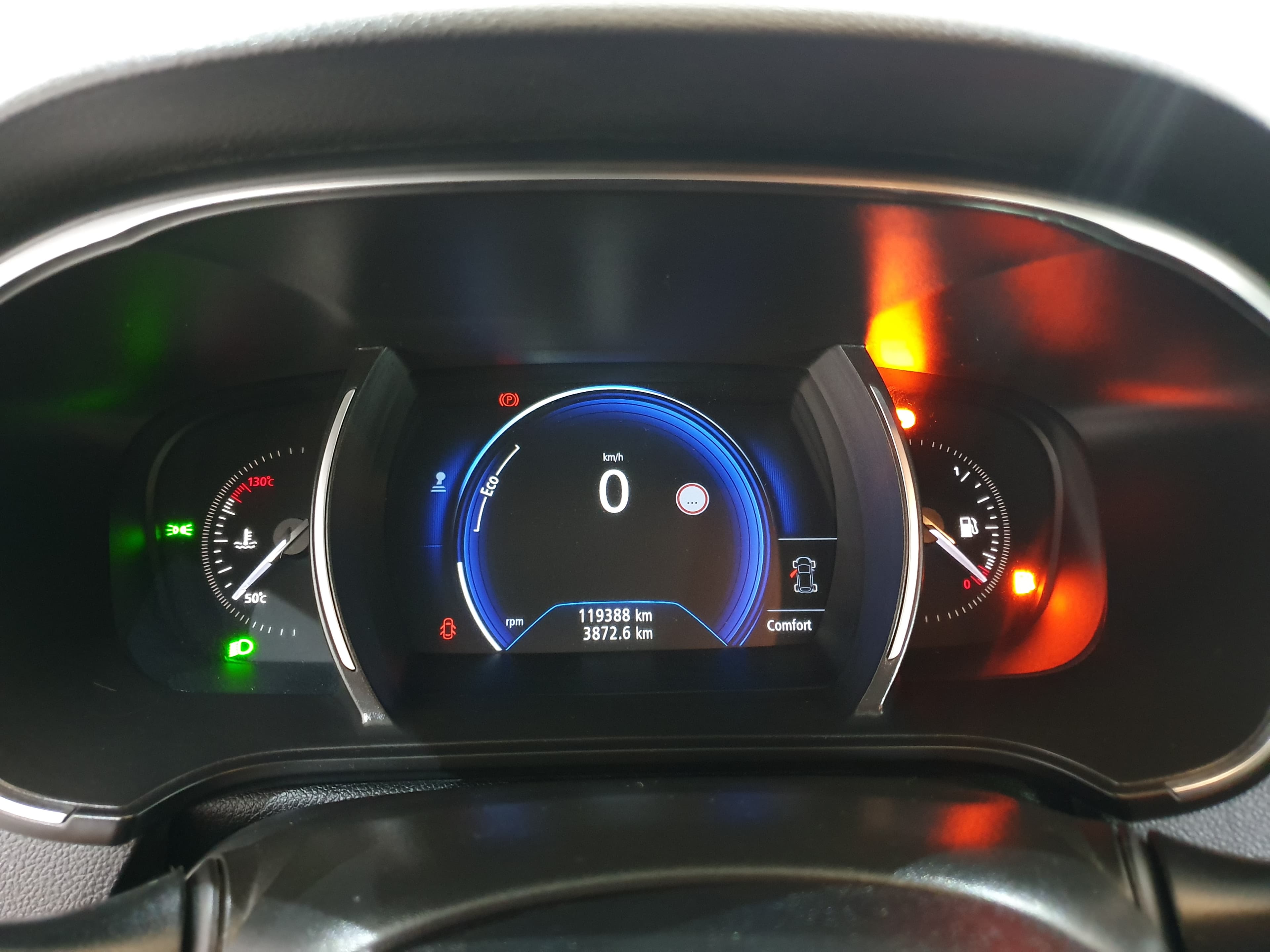 Renault Mégane · Ano 2017 — imagem 36