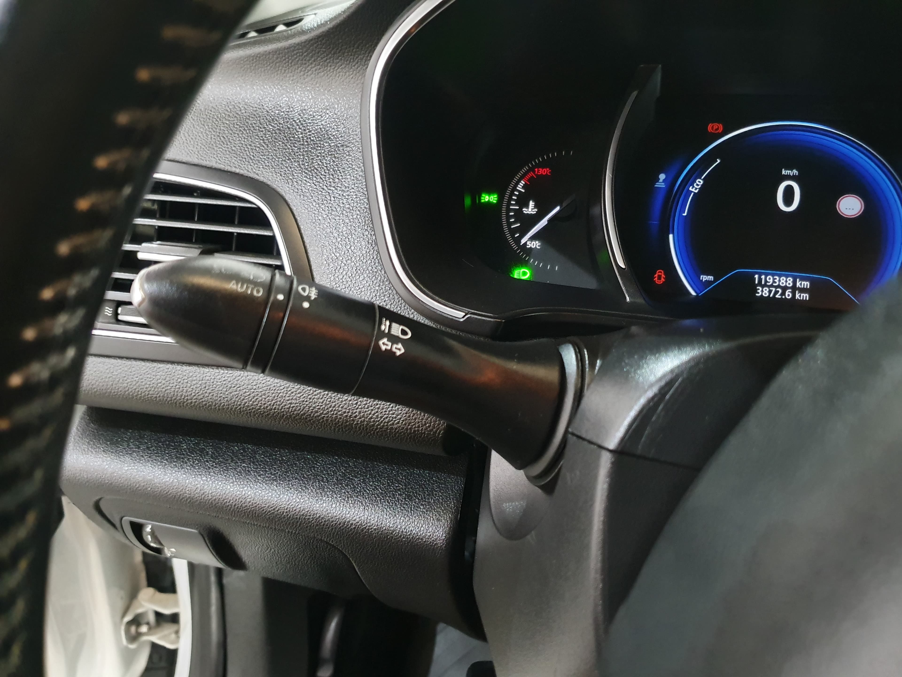 Renault Mégane · Ano 2017 — imagem 38