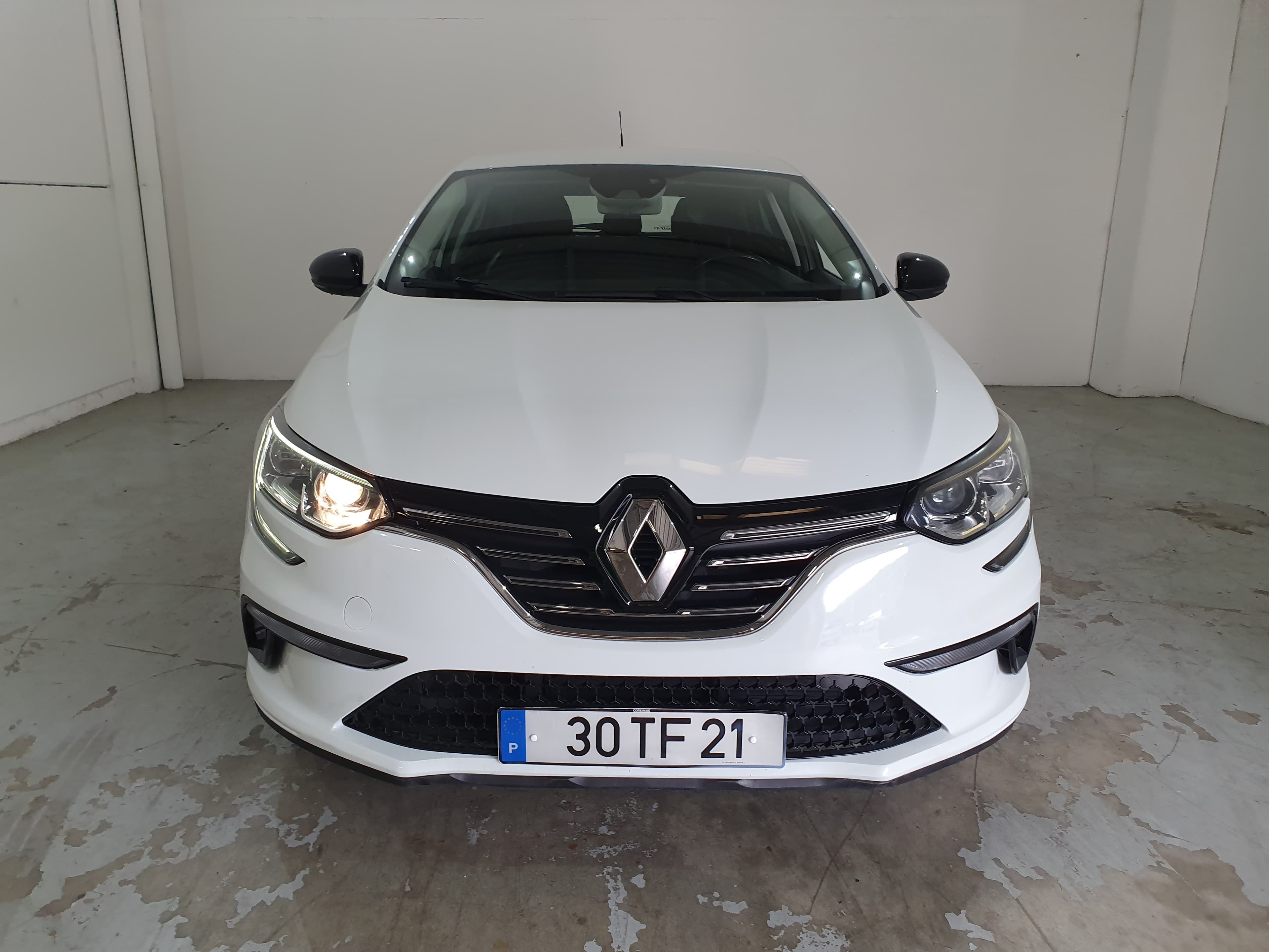 Renault Mégane · Ano 2017 — imagem 2