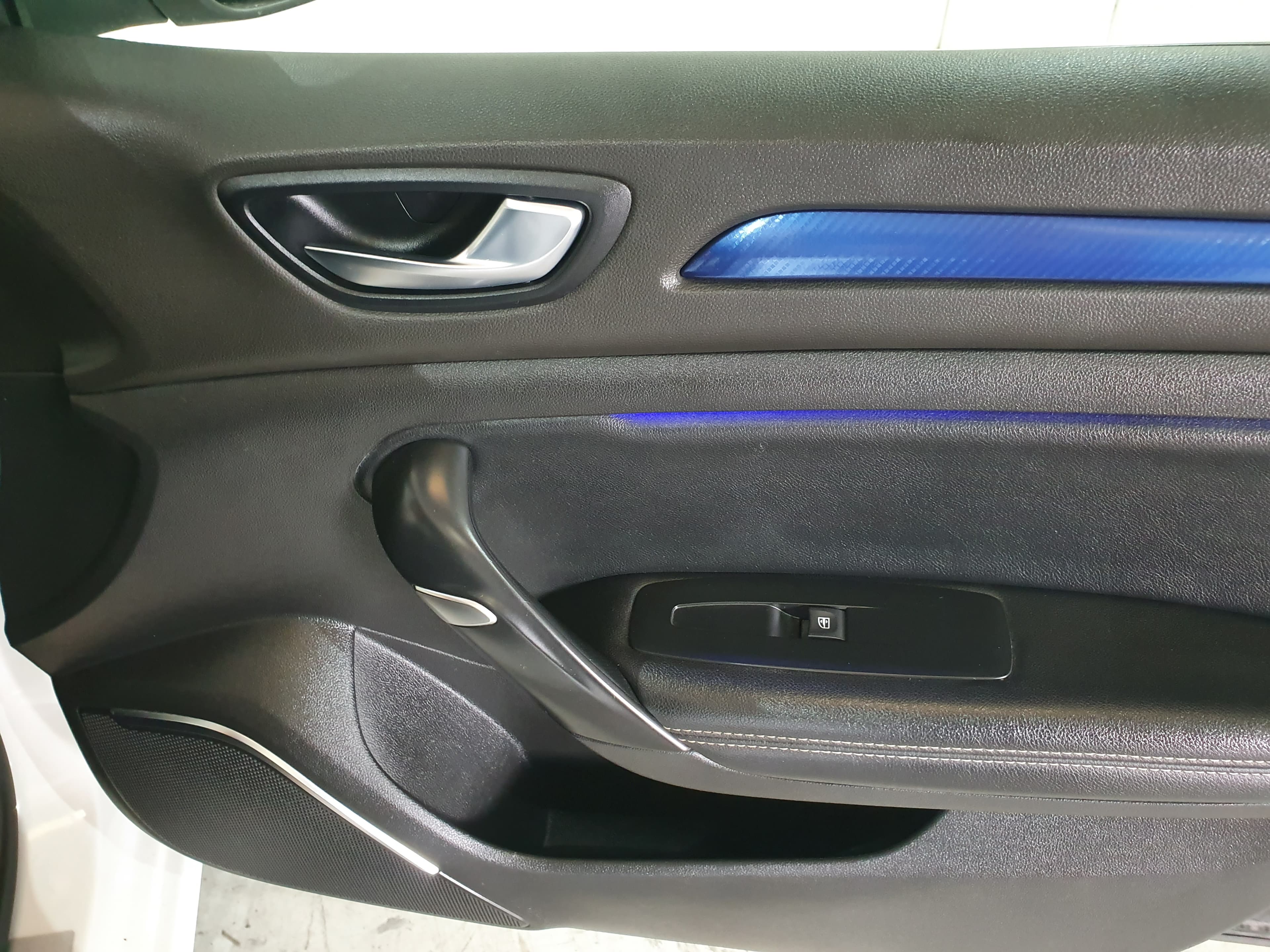 Renault Mégane · Ano 2017 — imagem 25