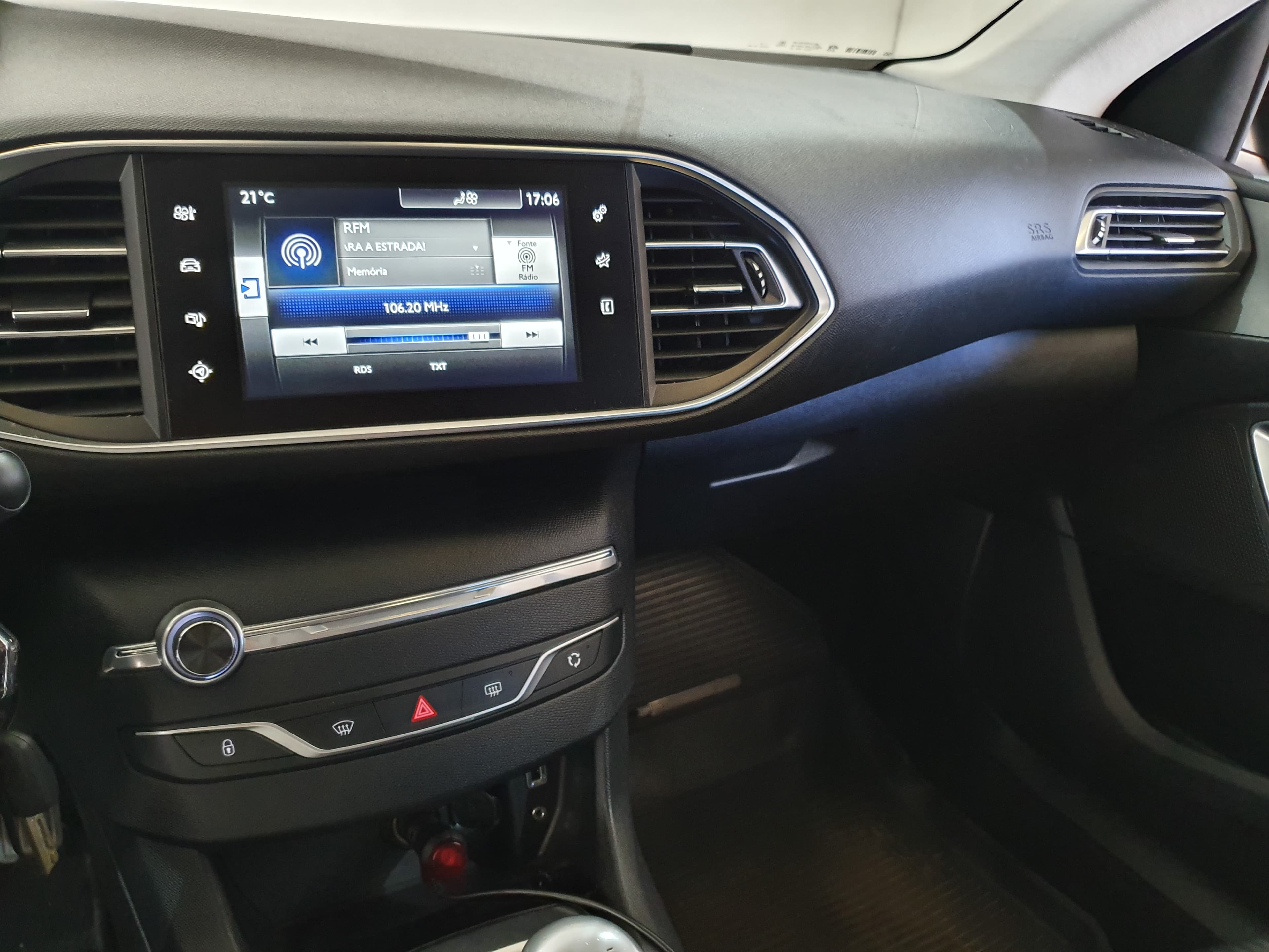 Peugeot 308 · Ano 2016 — imagem 35