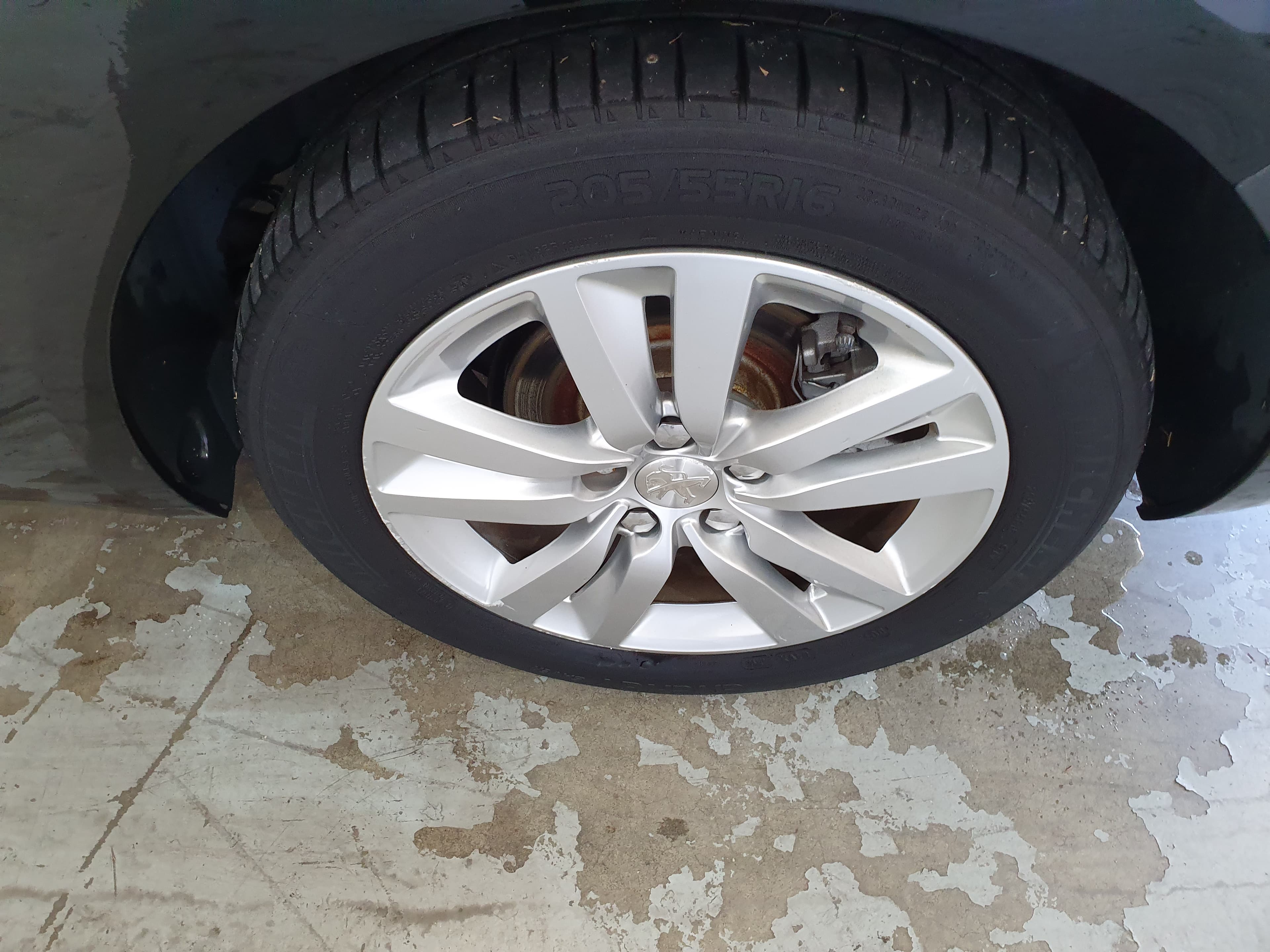 Peugeot 308 · Ano 2016 — imagem 18