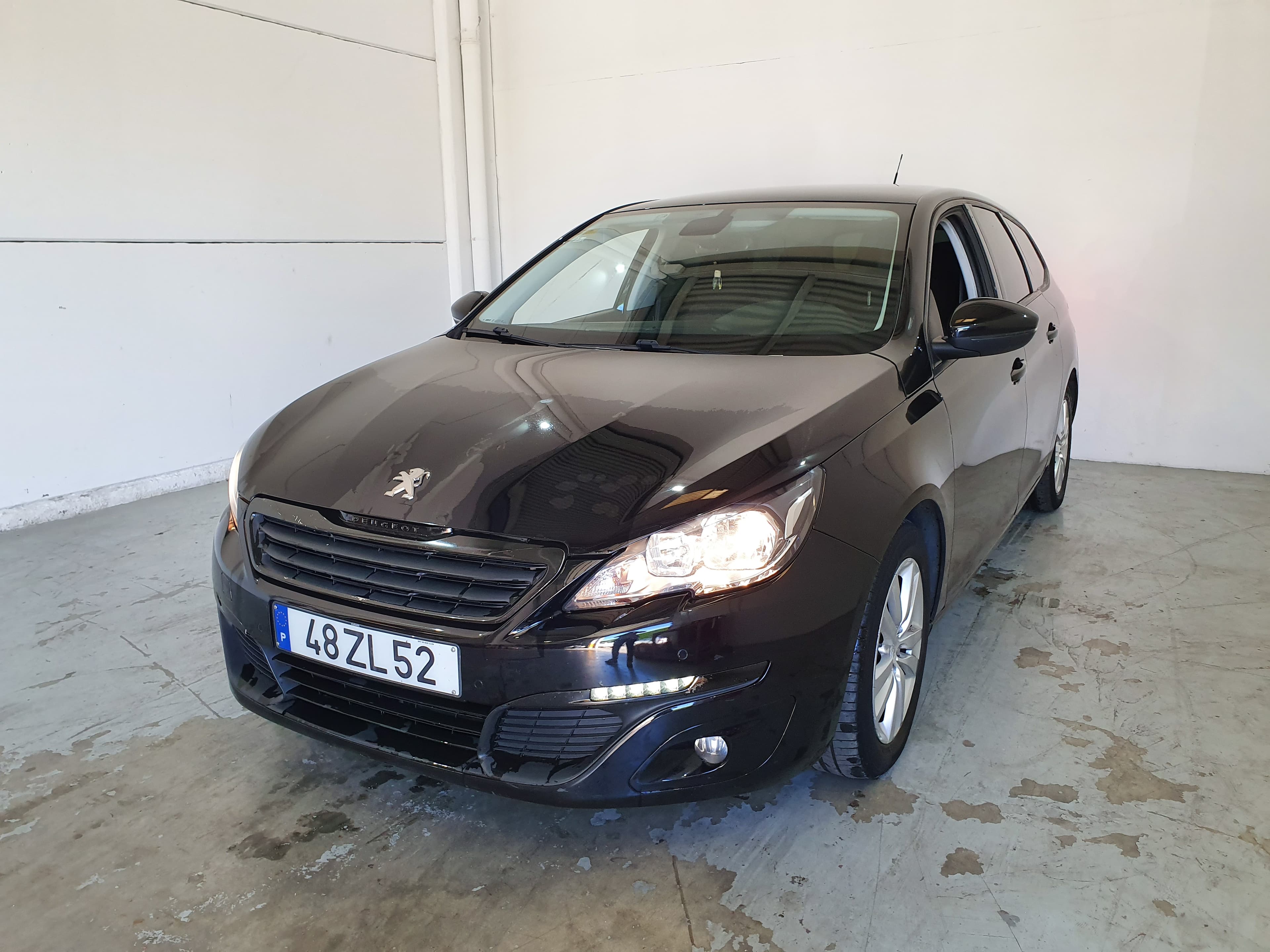 Peugeot 308 · Ano 2016 — imagem 1