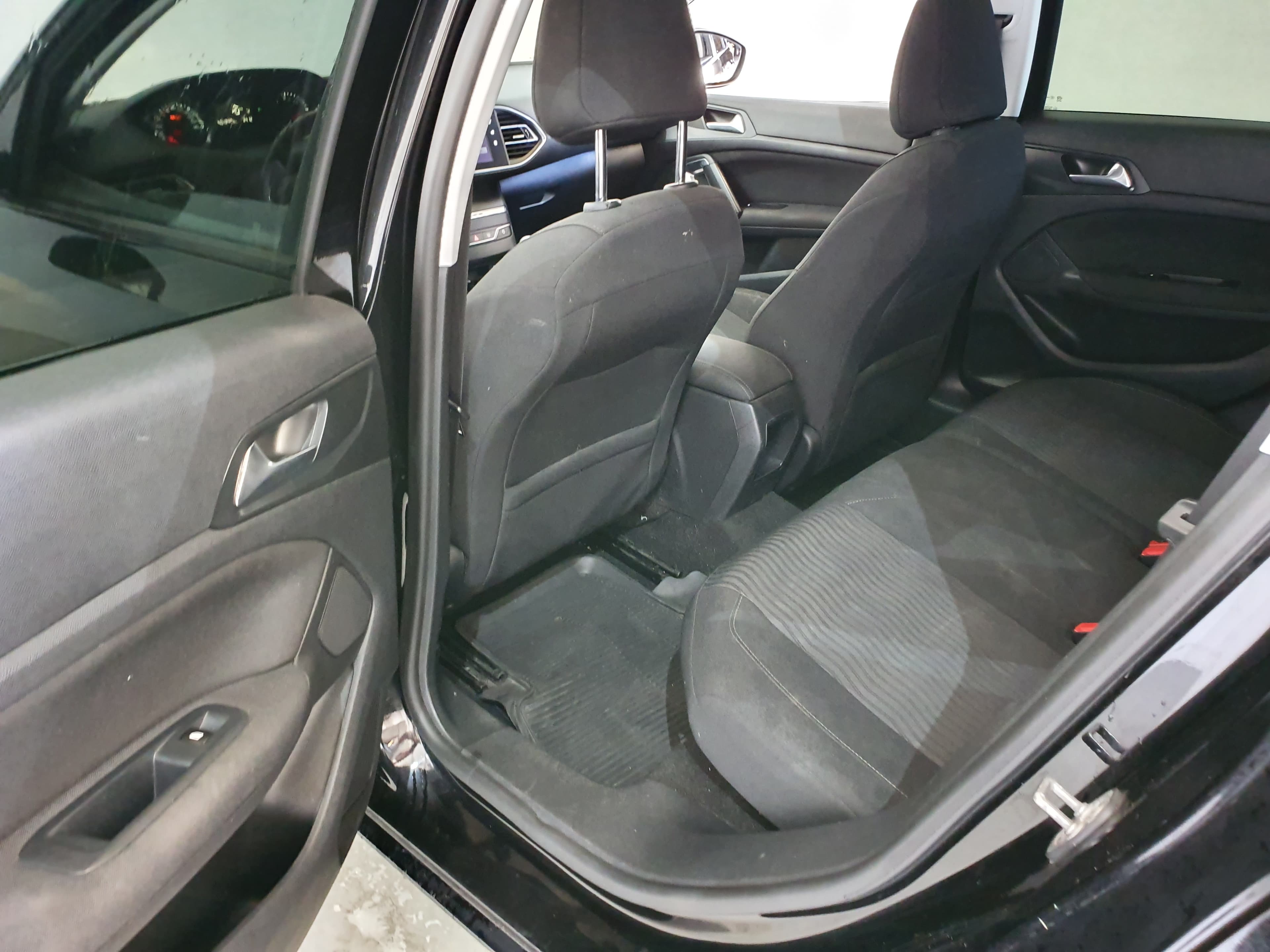 Peugeot 308 · Ano 2016 — imagem 27