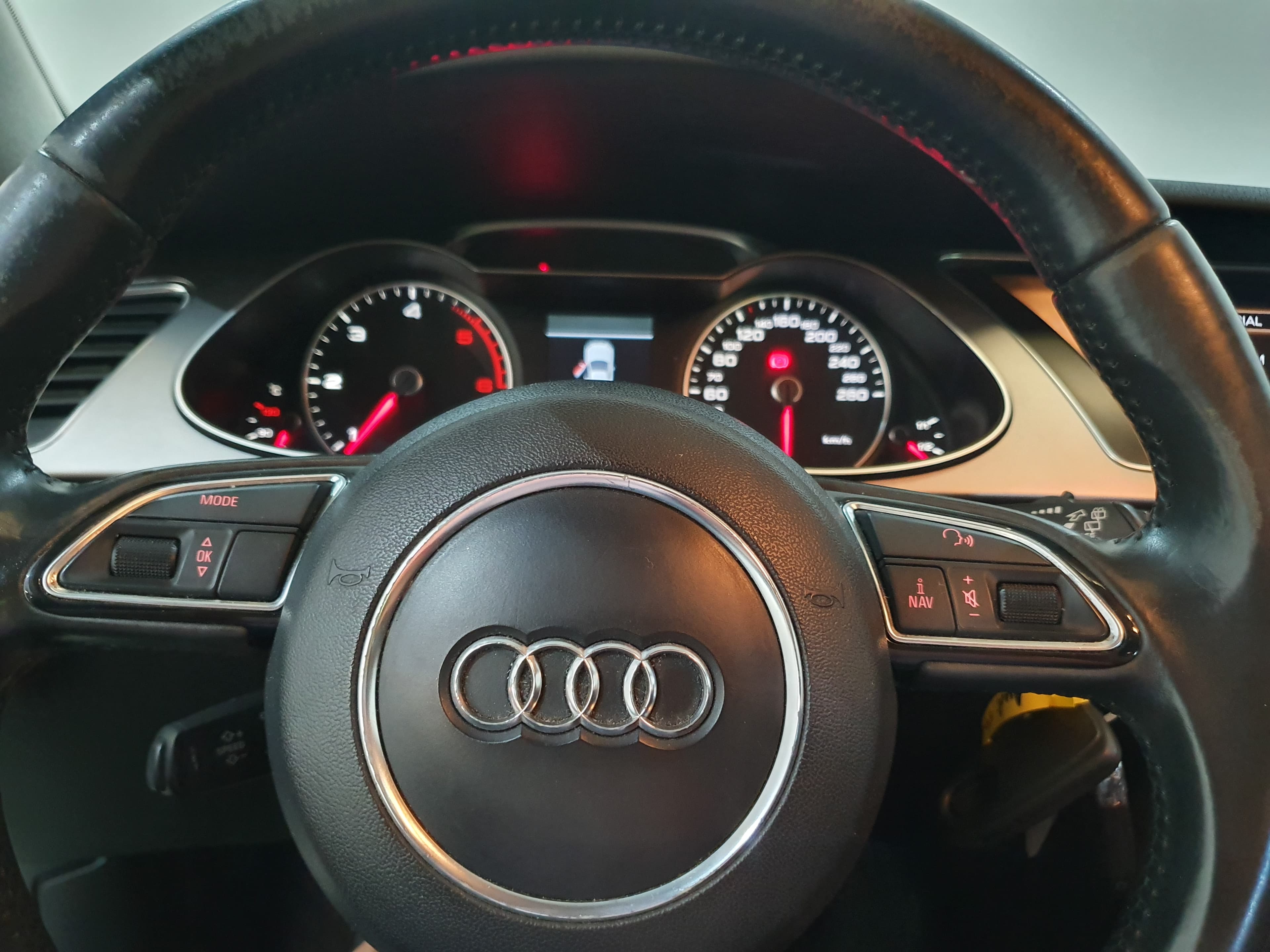 Audi A4 Allroad · Ano 2013 — imagen 28