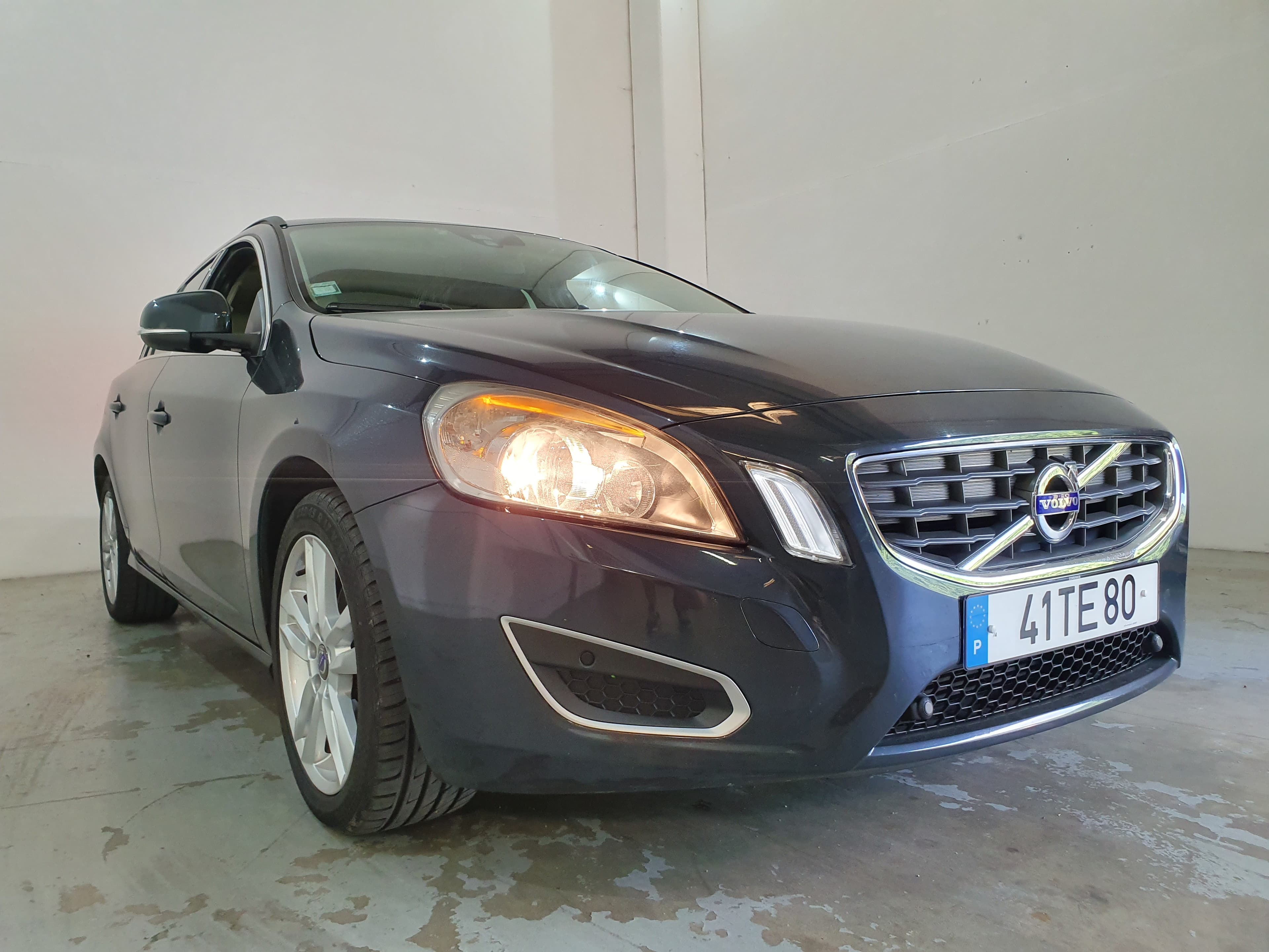 Volvo V60 · Ano 2013 — imagen 4