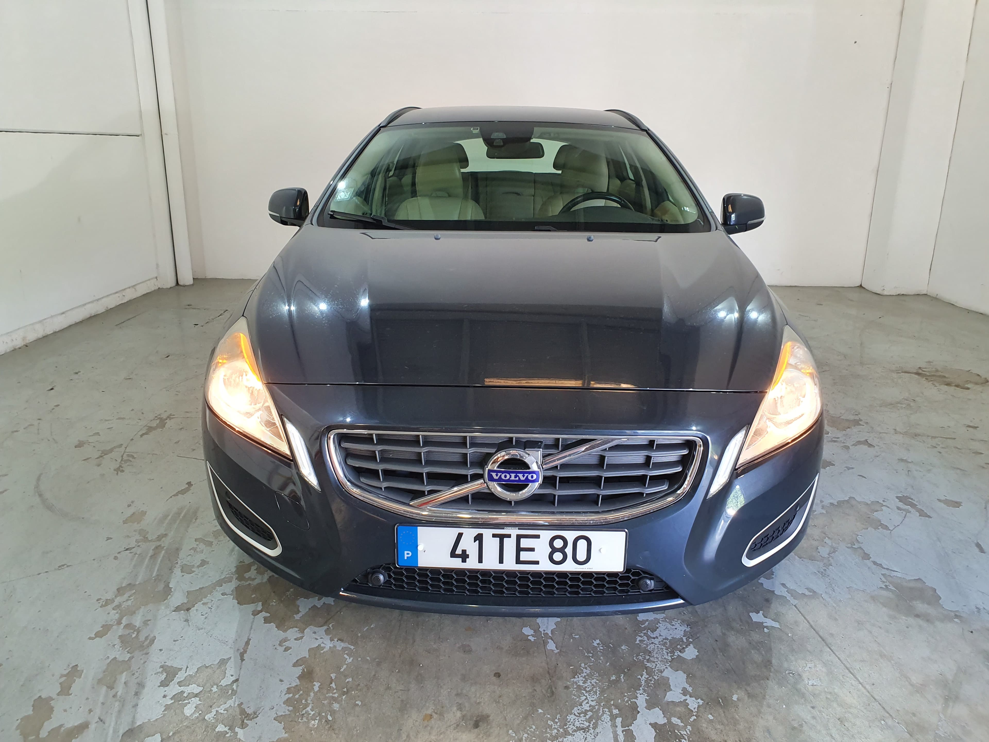 Volvo V60 · Ano 2013 — imagen 2