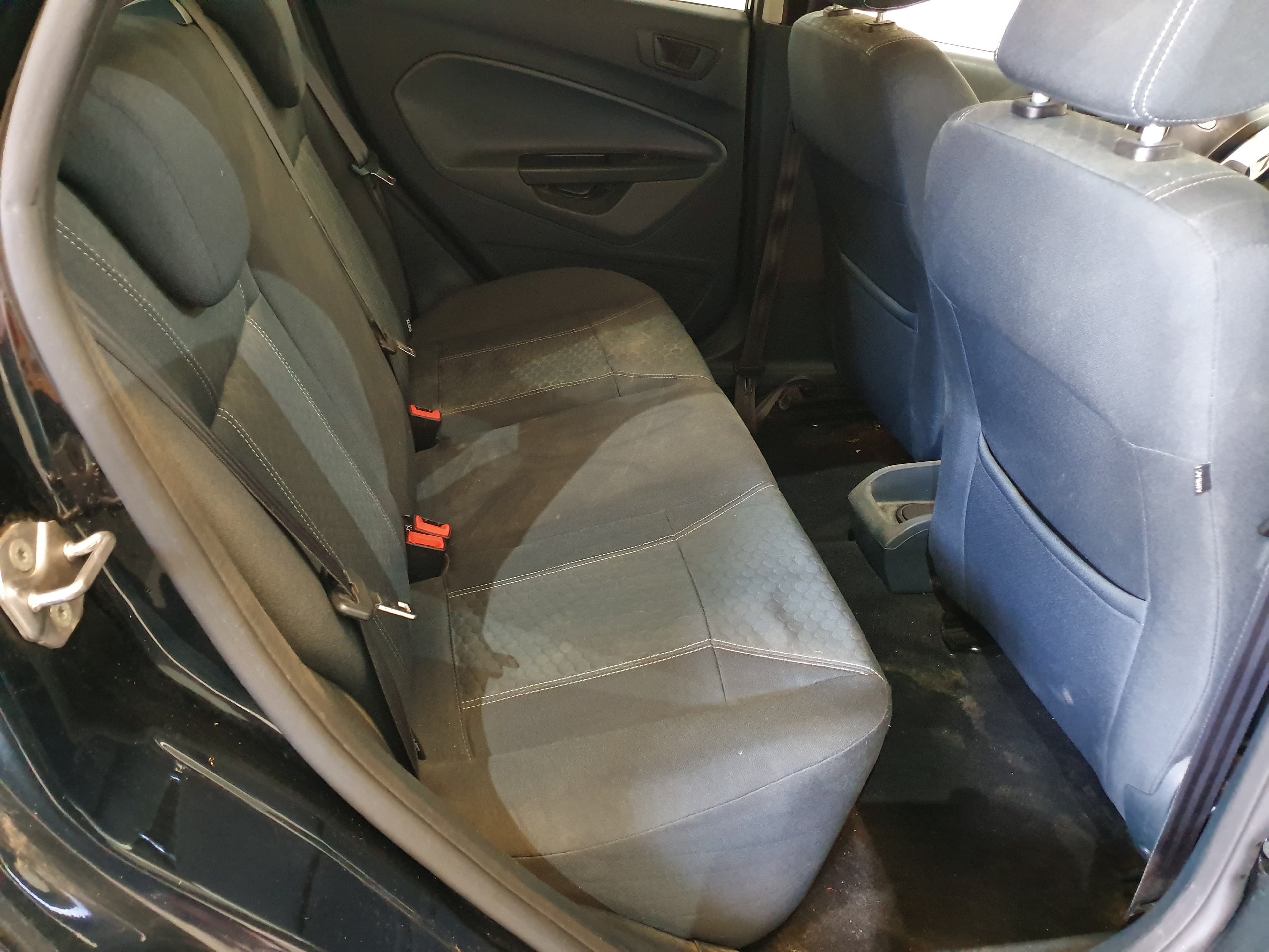 Ford Fiesta · Ano 2010 — imagen 20