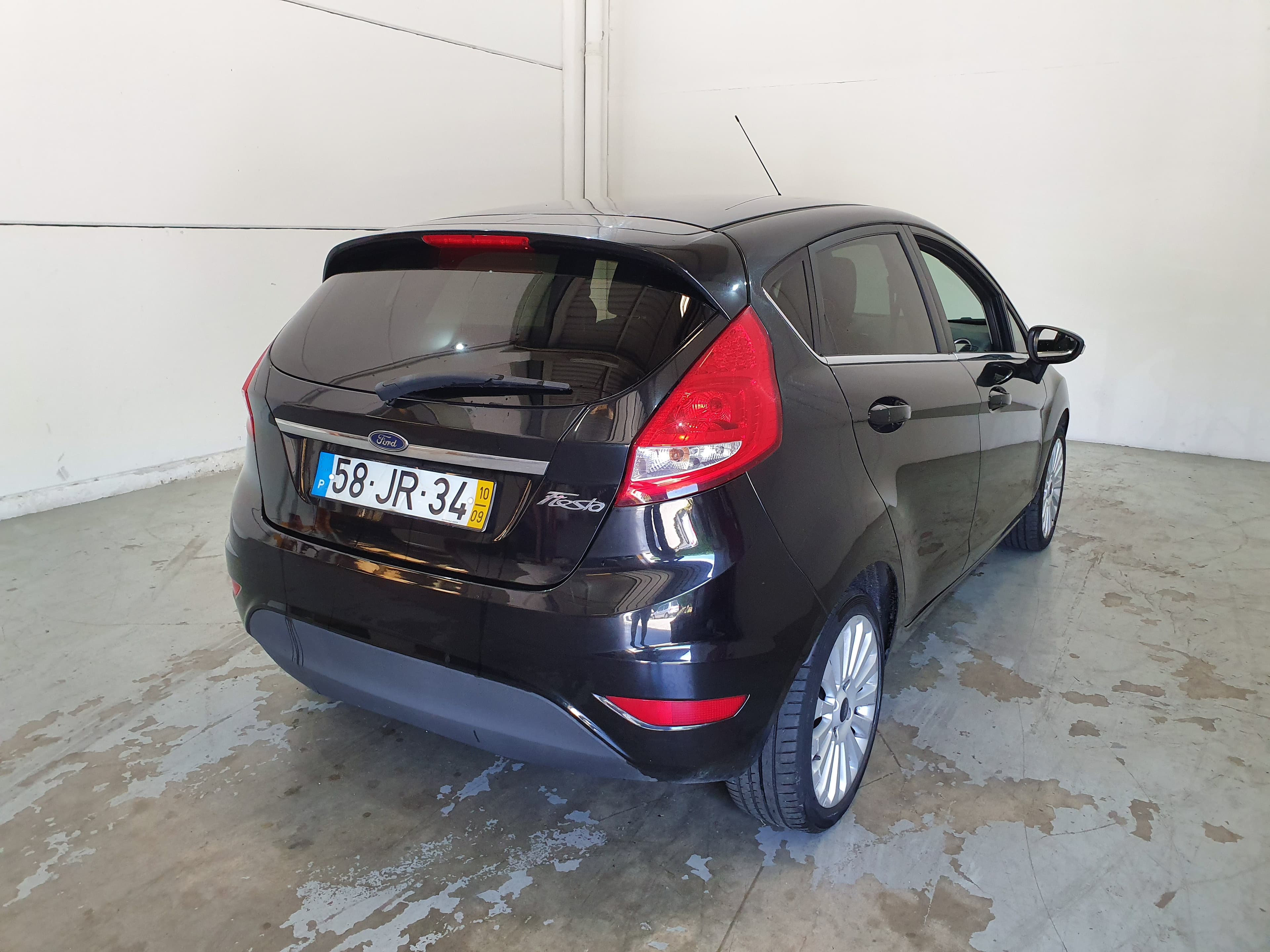 Ford Fiesta · Ano 2010 — imagen 4