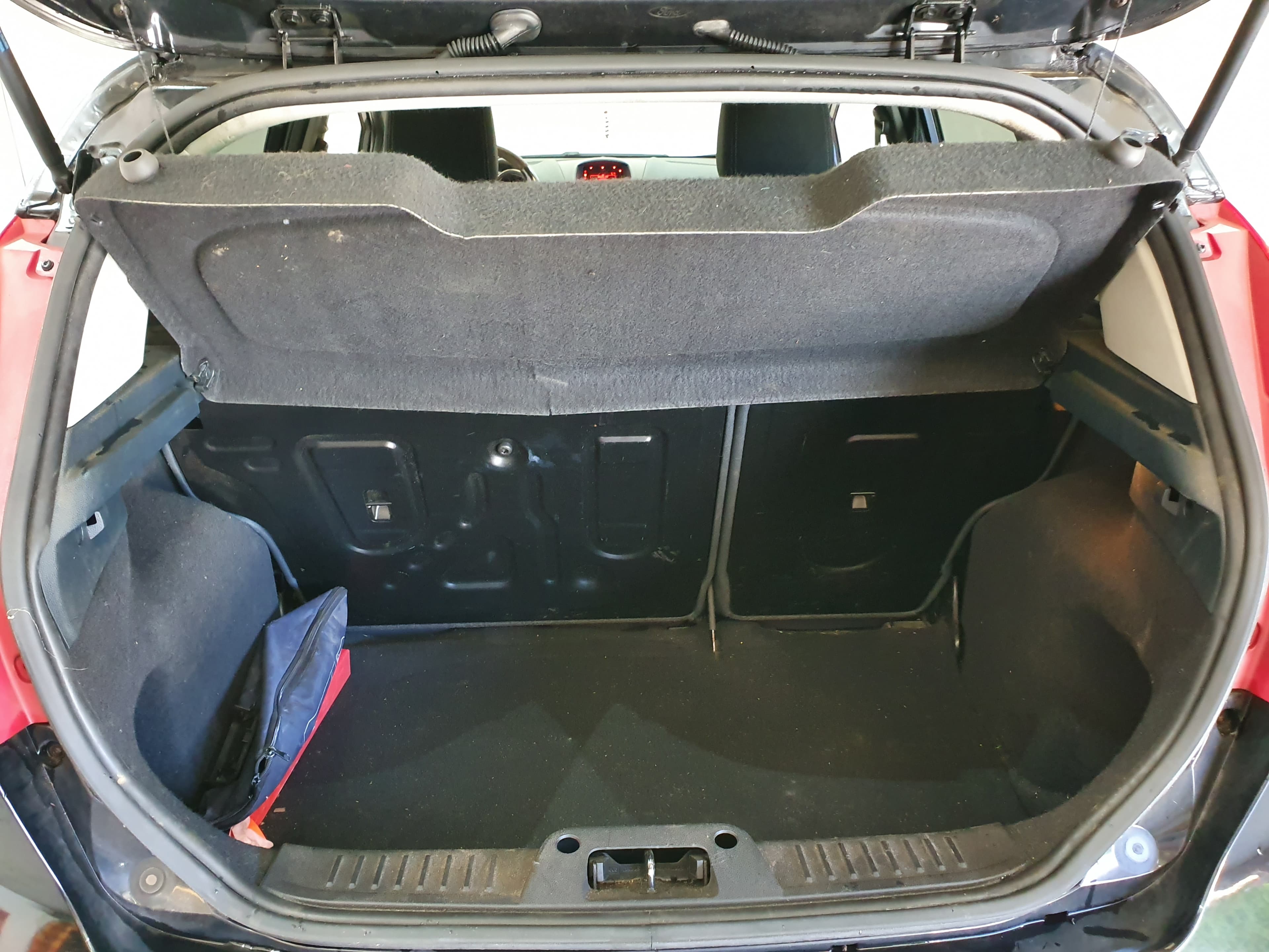 Ford Fiesta · Ano 2010 — imagen 7