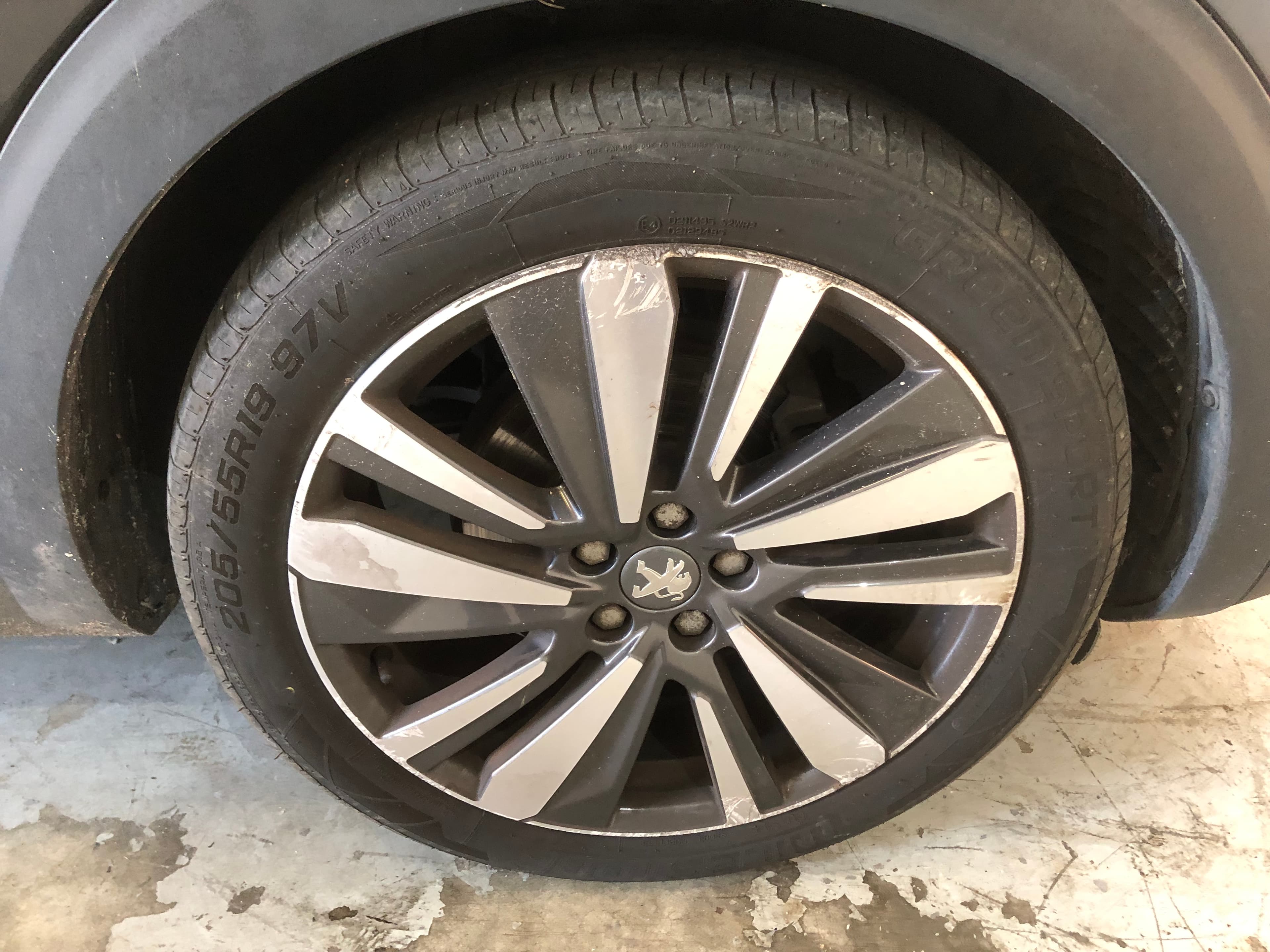 Peugeot 3008 1.6 HDI · Ano 2016 — imagen 18