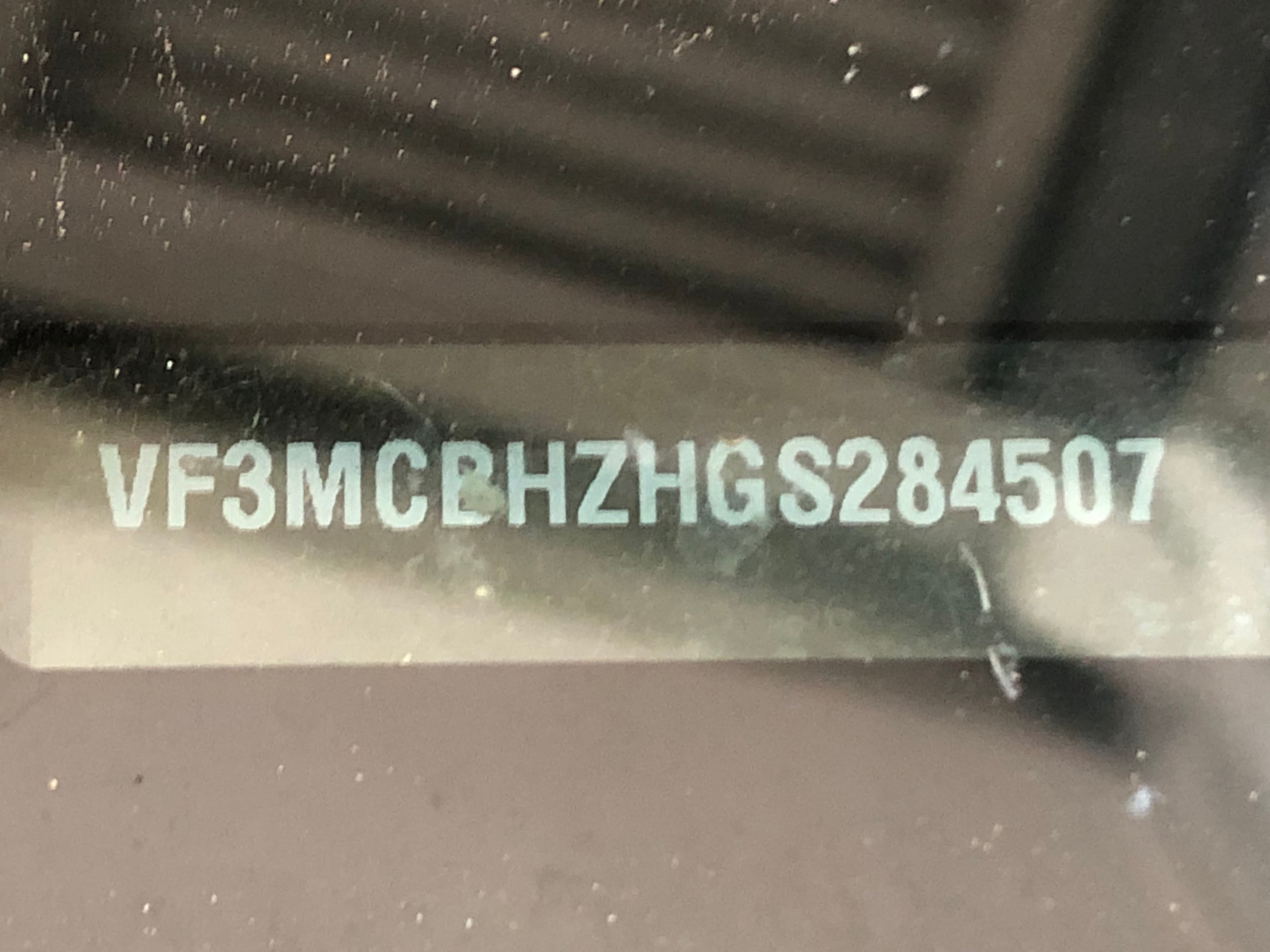Peugeot 3008 1.6 HDI · Ano 2016 — imagen 14