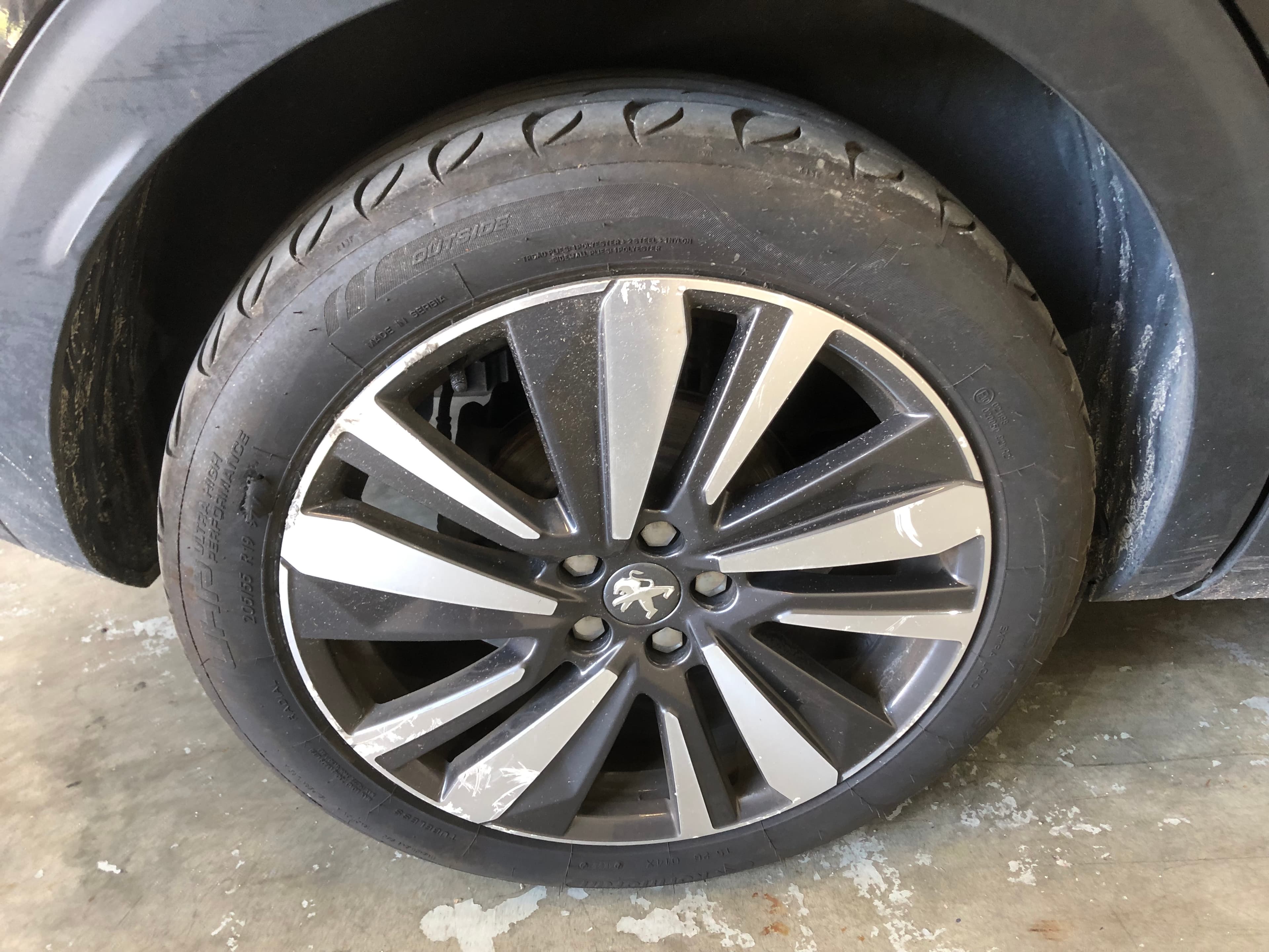 Peugeot 3008 1.6 HDI · Ano 2016 — imagen 17