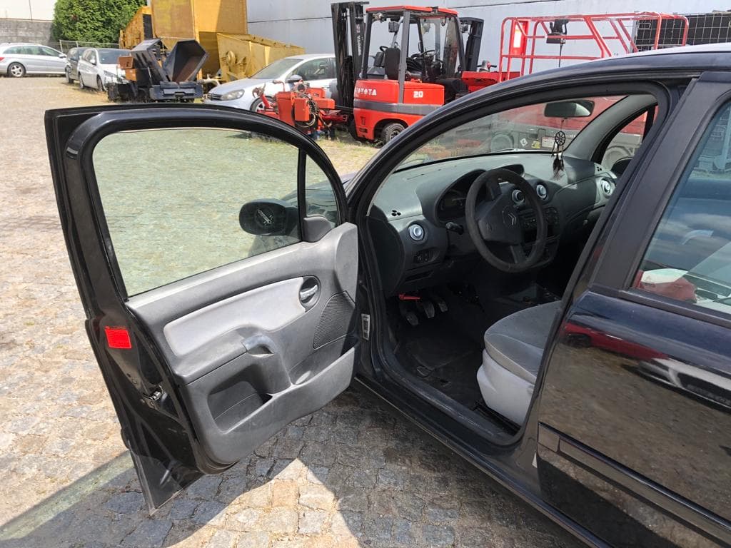 Citroën C3 · Ano 2004 — image 15