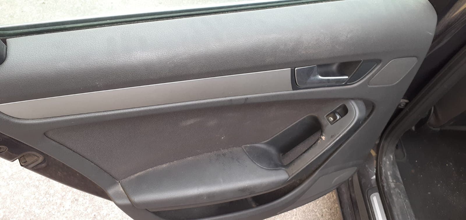Audi A4 2.0 TDI · Ano 2011 — imagen 26