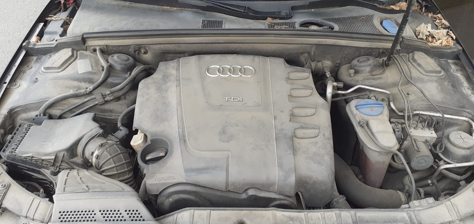 Audi A4 2.0 TDI · Ano 2011 — imagen 16