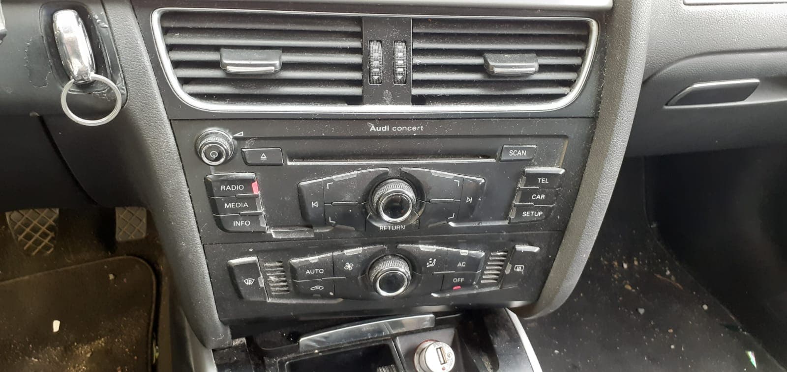 Audi A4 2.0 TDI · Ano 2011 — imagen 23