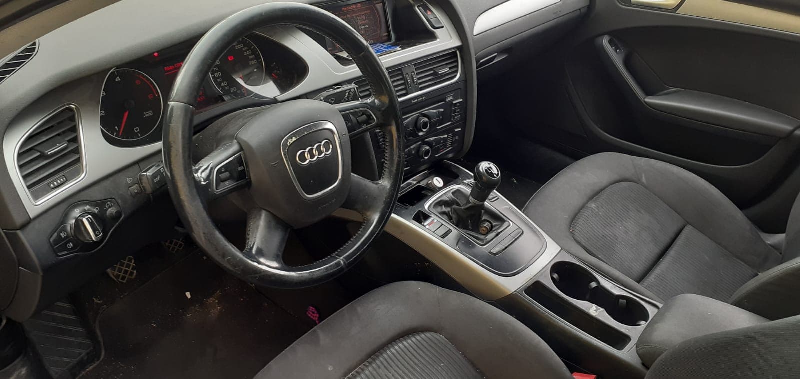 Audi A4 2.0 TDI · Ano 2011 — imagen 24