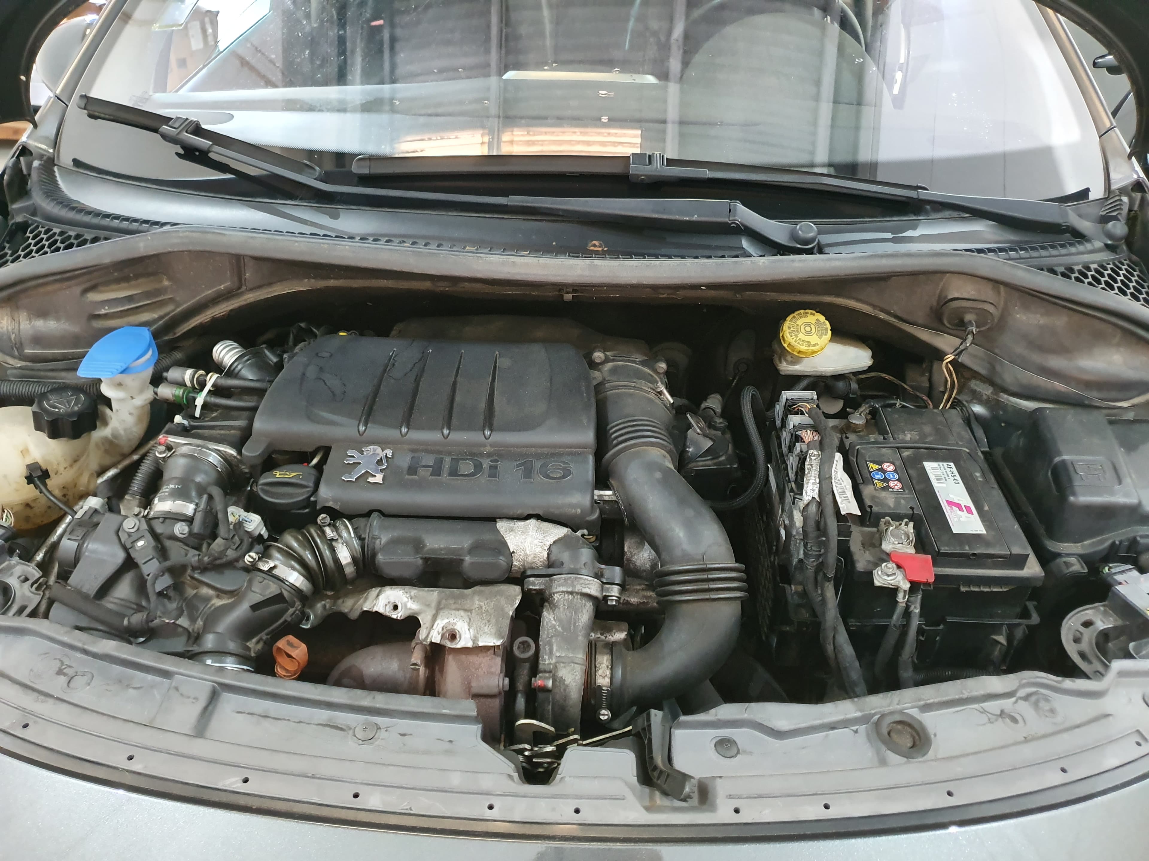 Peugeot 207 SW · Ano 2008 — image 17