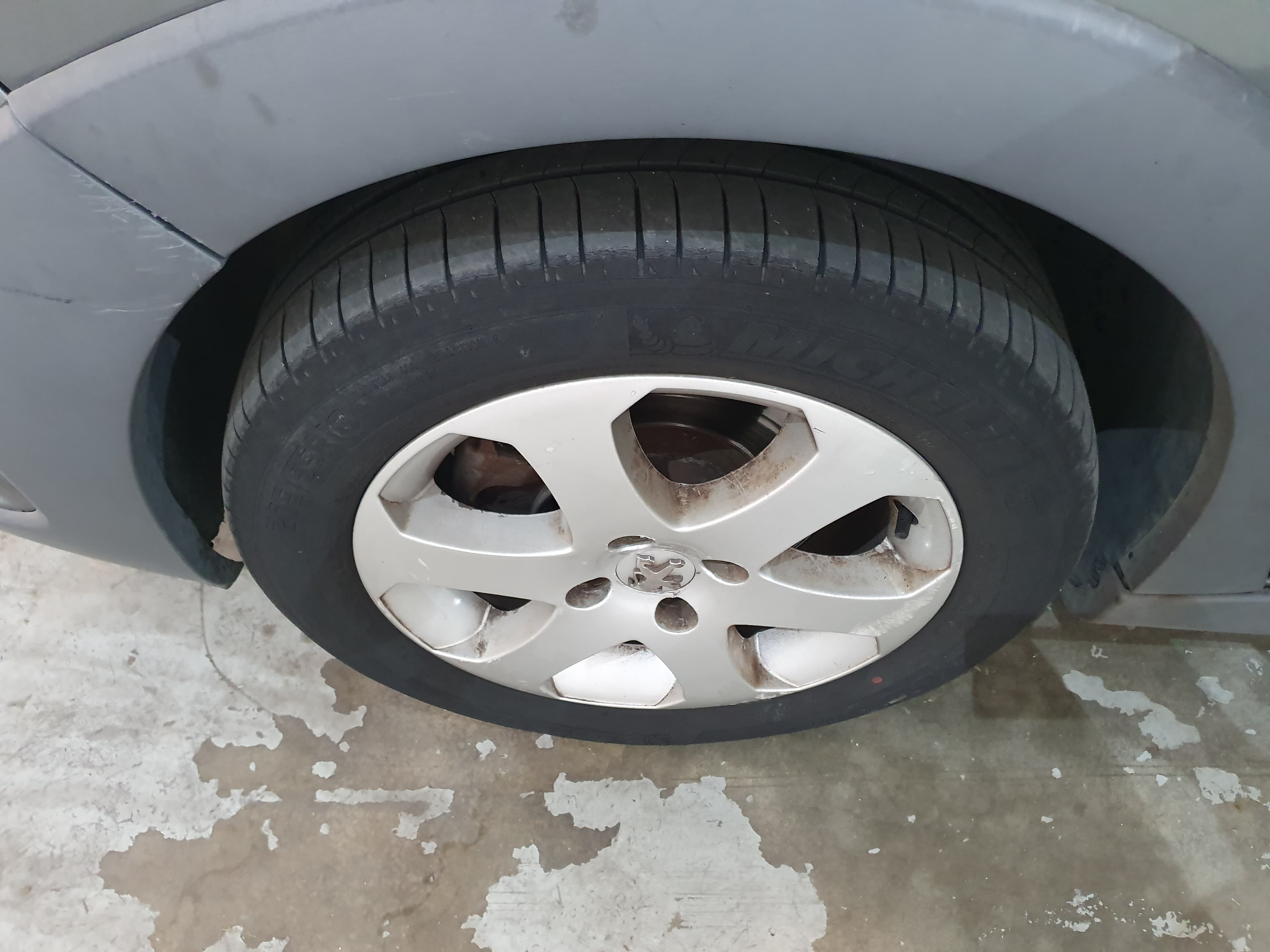Peugeot 207 SW · Ano 2008 — image 16