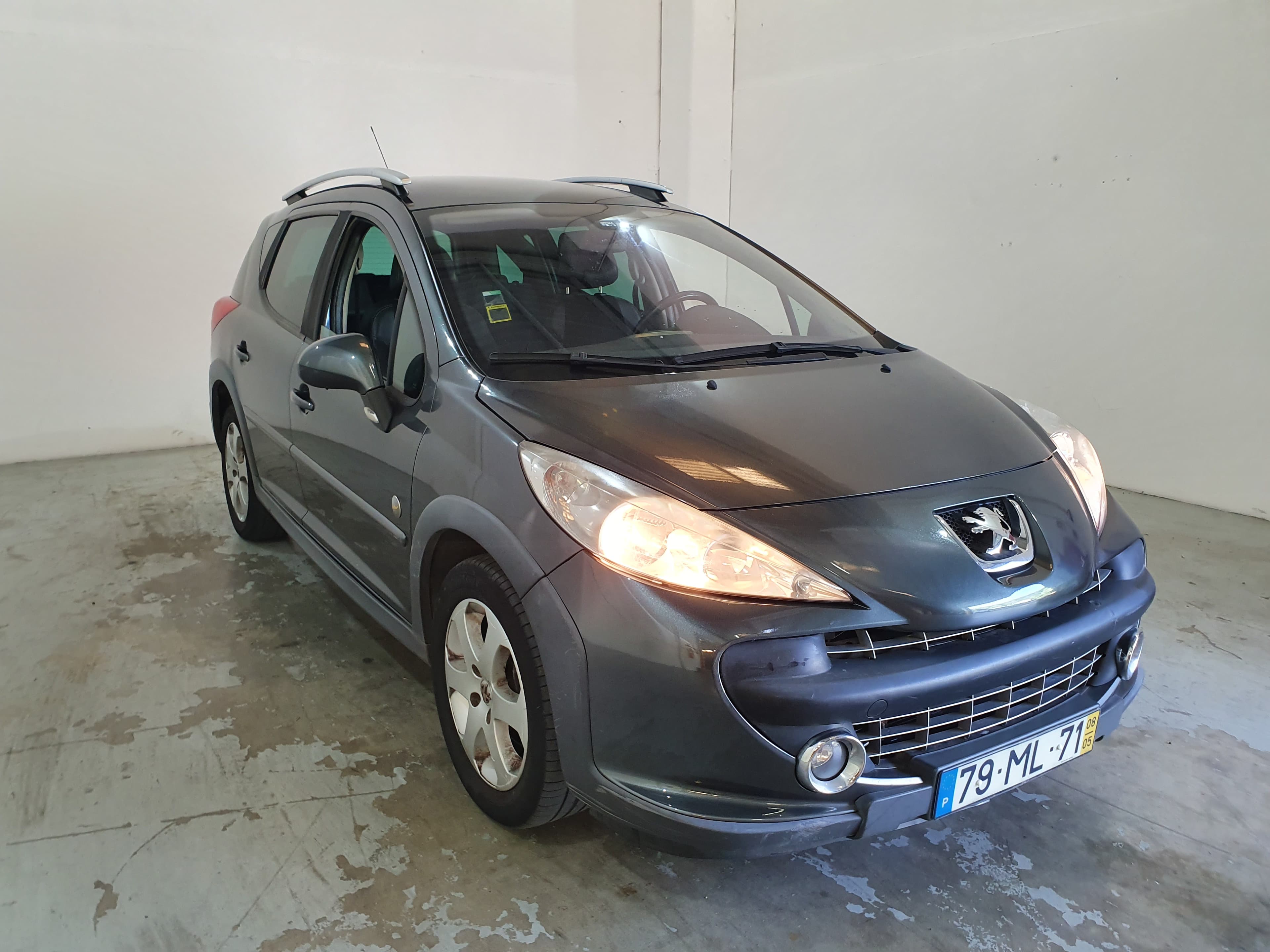 Peugeot 207 SW · Ano 2008 — image 3