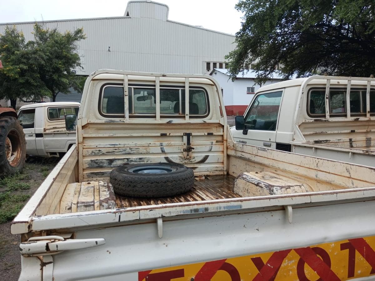 Toyota Landcruiser — imagem 3