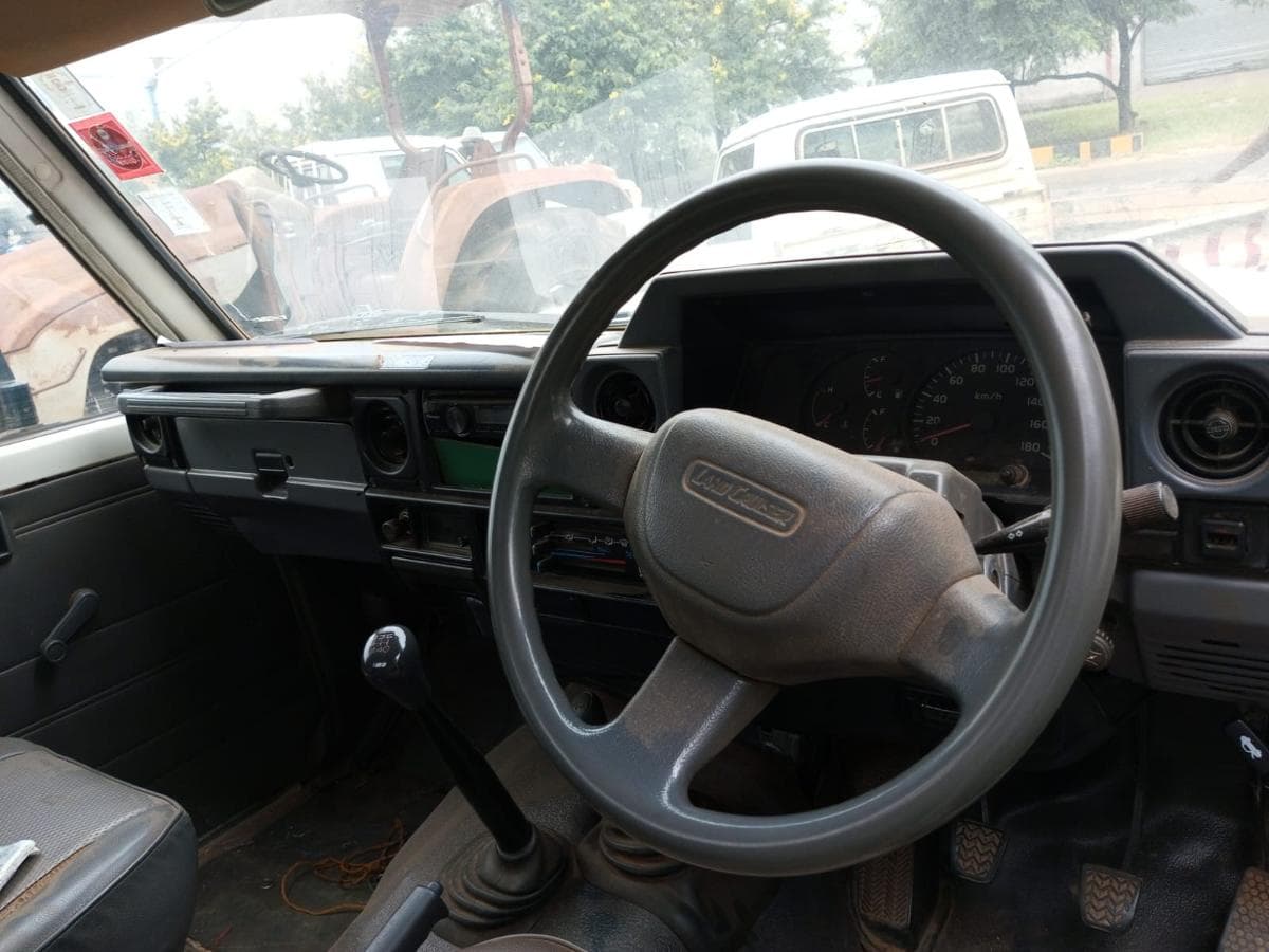Toyota Landcruiser — imagem 8