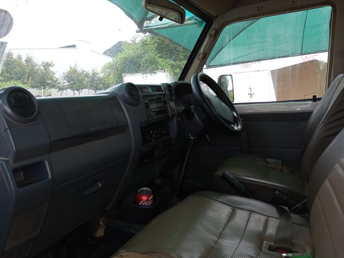 Toyota Landcruiser — imagen 2