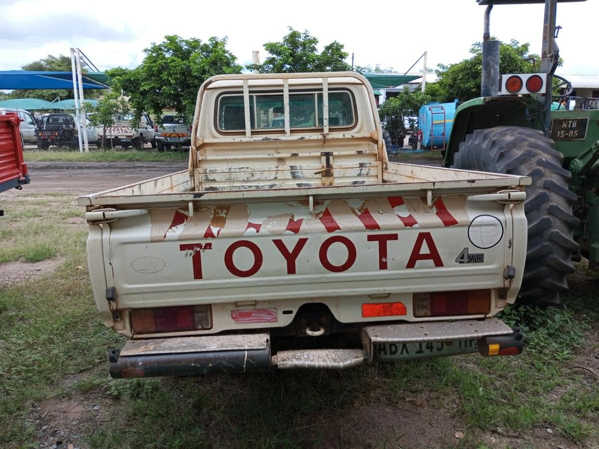 Toyota Landcruiser — imagem 7