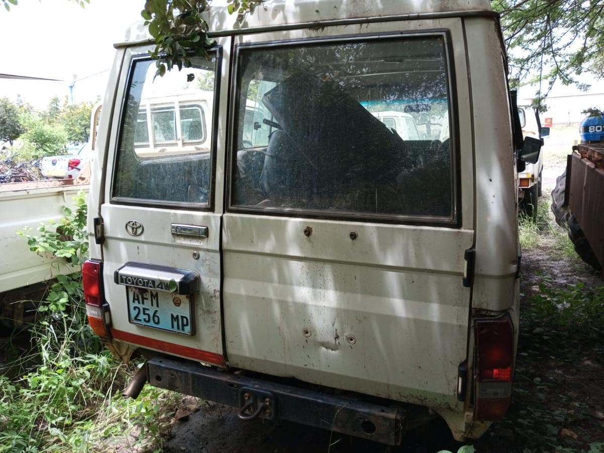 Toyota Landcruiser — imagem 6