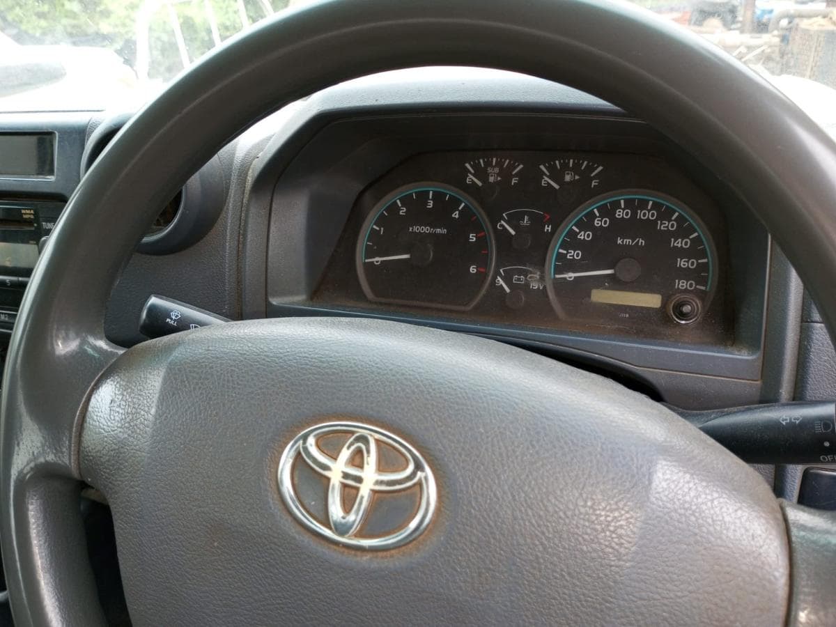 Toyota Landcruiser — imagen 16