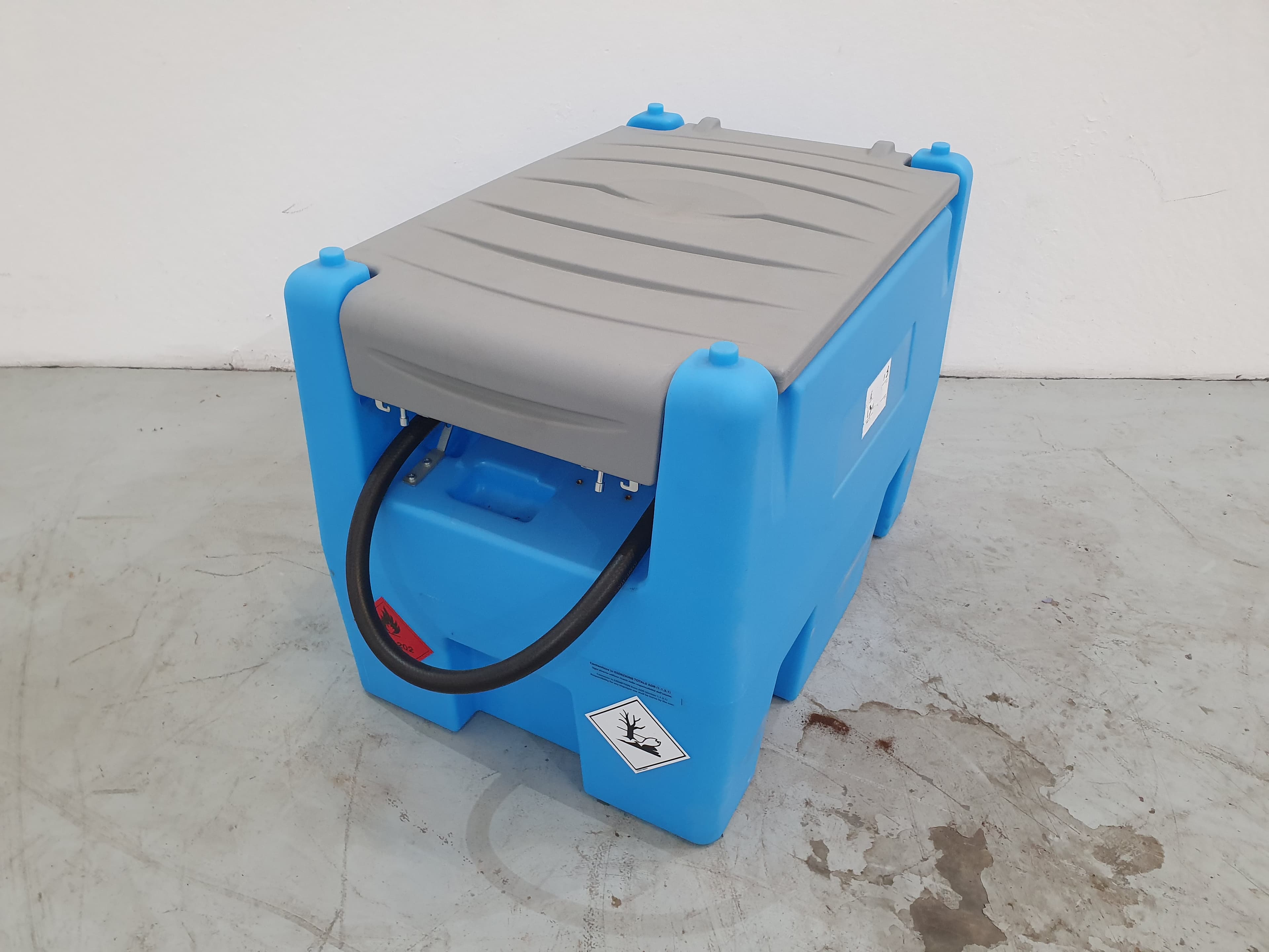 Fuel Tank — image 2