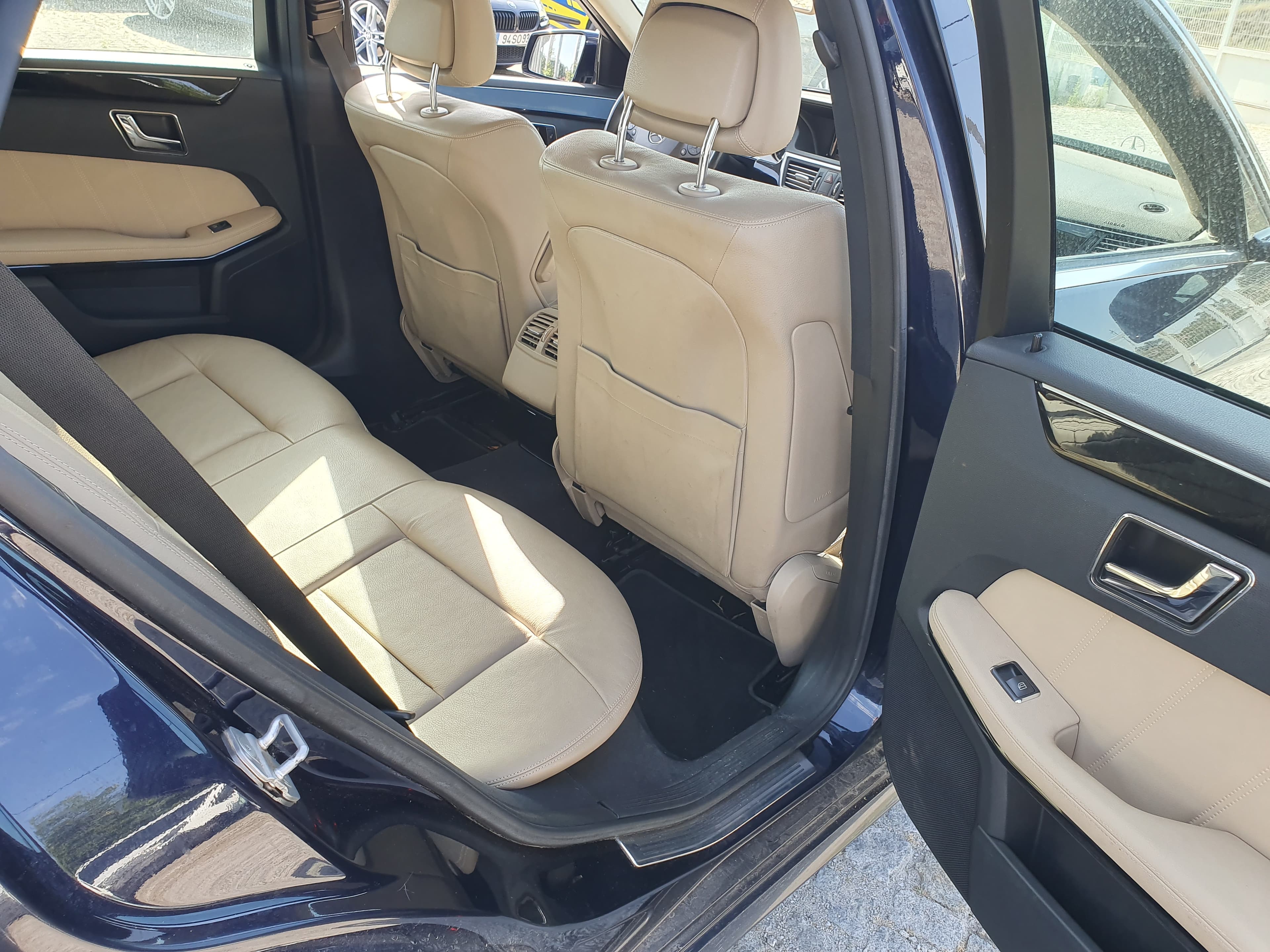 Mercedes-Benz E250 · Ano 2010 — imagen 18
