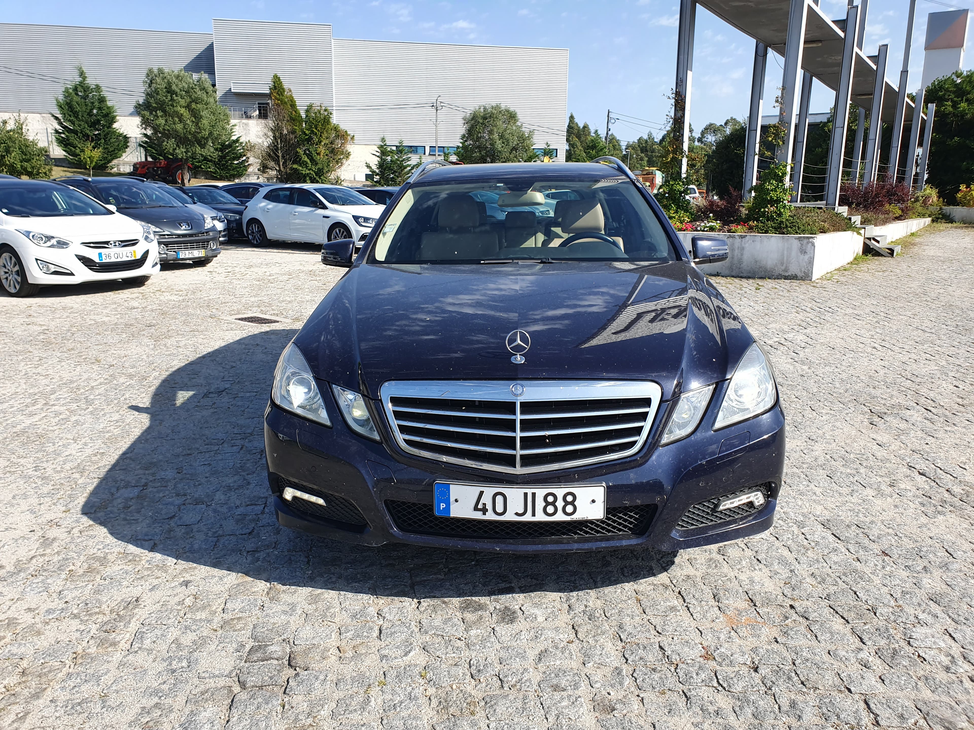 Mercedes-Benz E250 · Ano 2010 — imagen 2