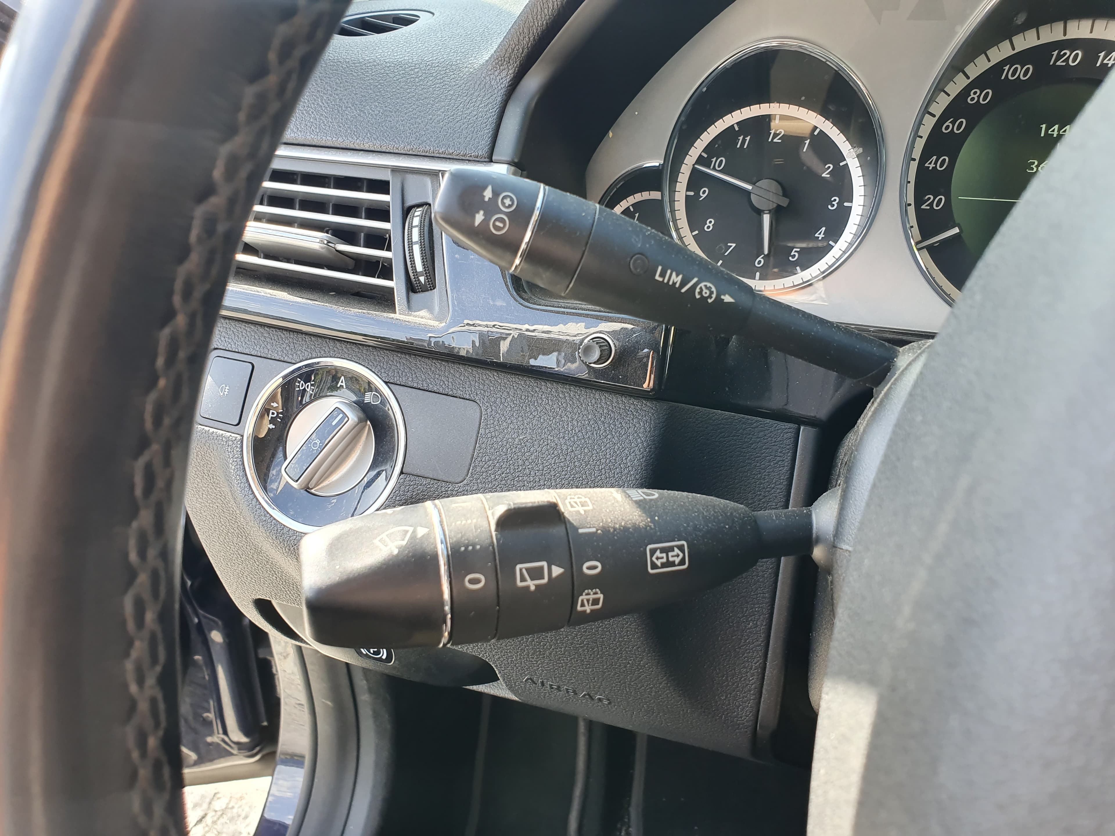 Mercedes-Benz E250 · Ano 2010 — imagen 39