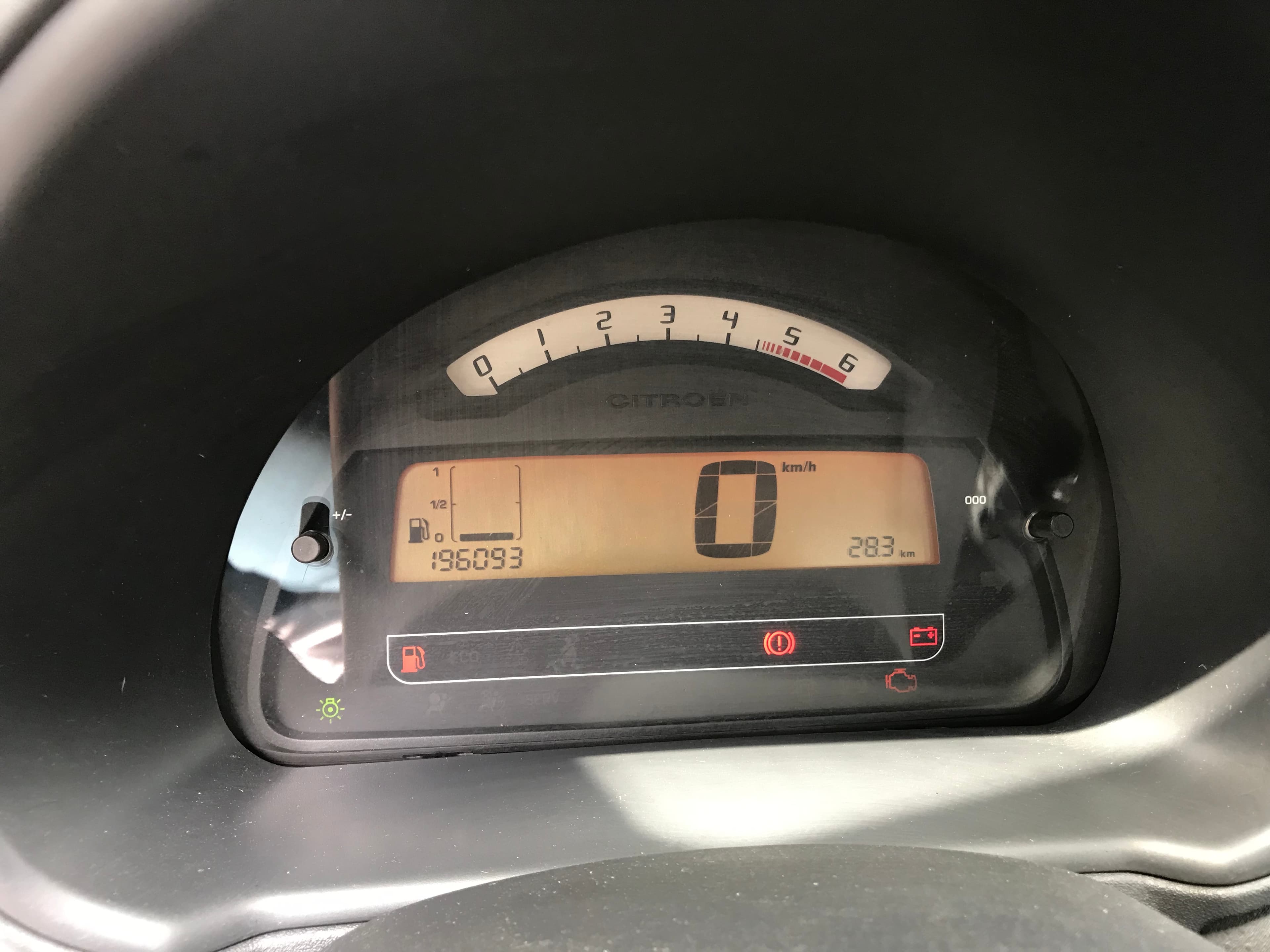 Citroën C3 1.4 HDI · Ano 2008 — image 24
