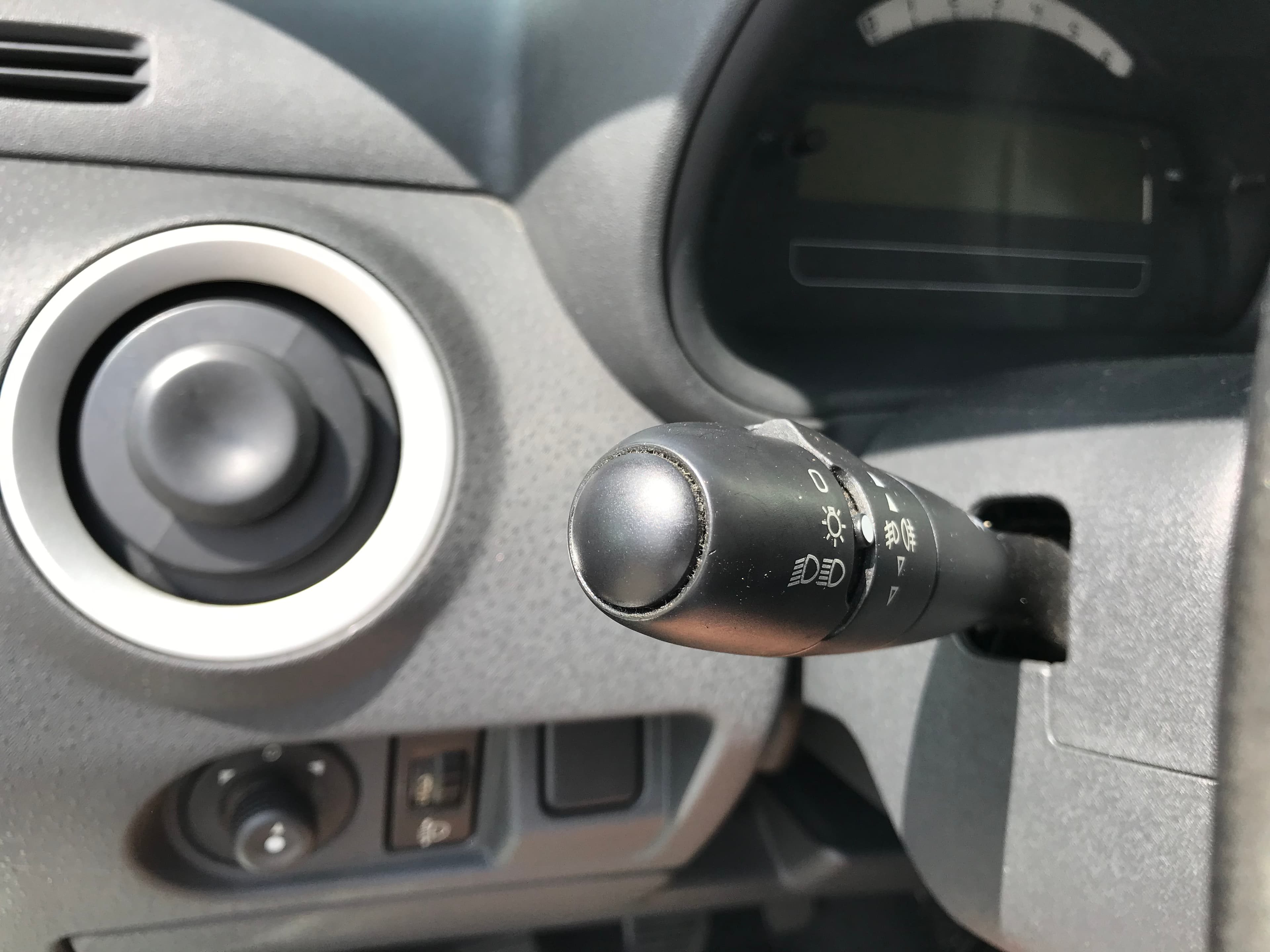 Citroën C3 1.4 HDI · Ano 2008 — image 38