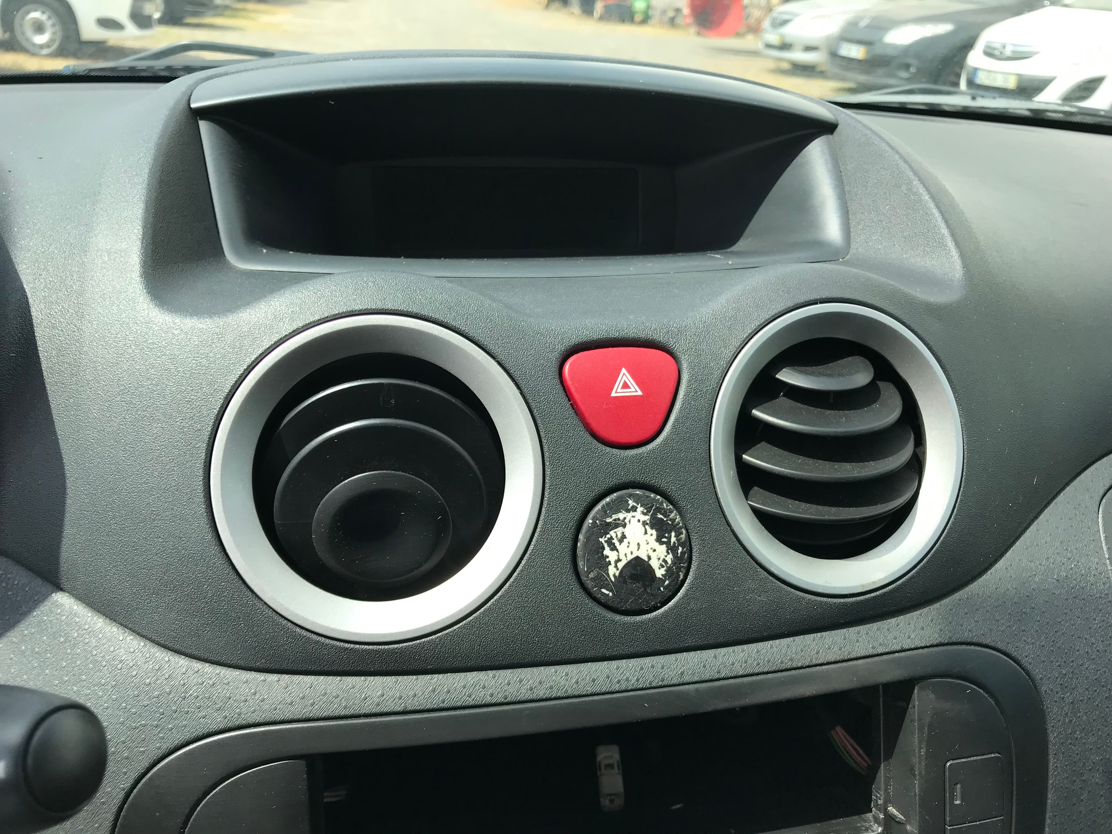 Citroën C3 1.4 HDI · Ano 2008 — image 39