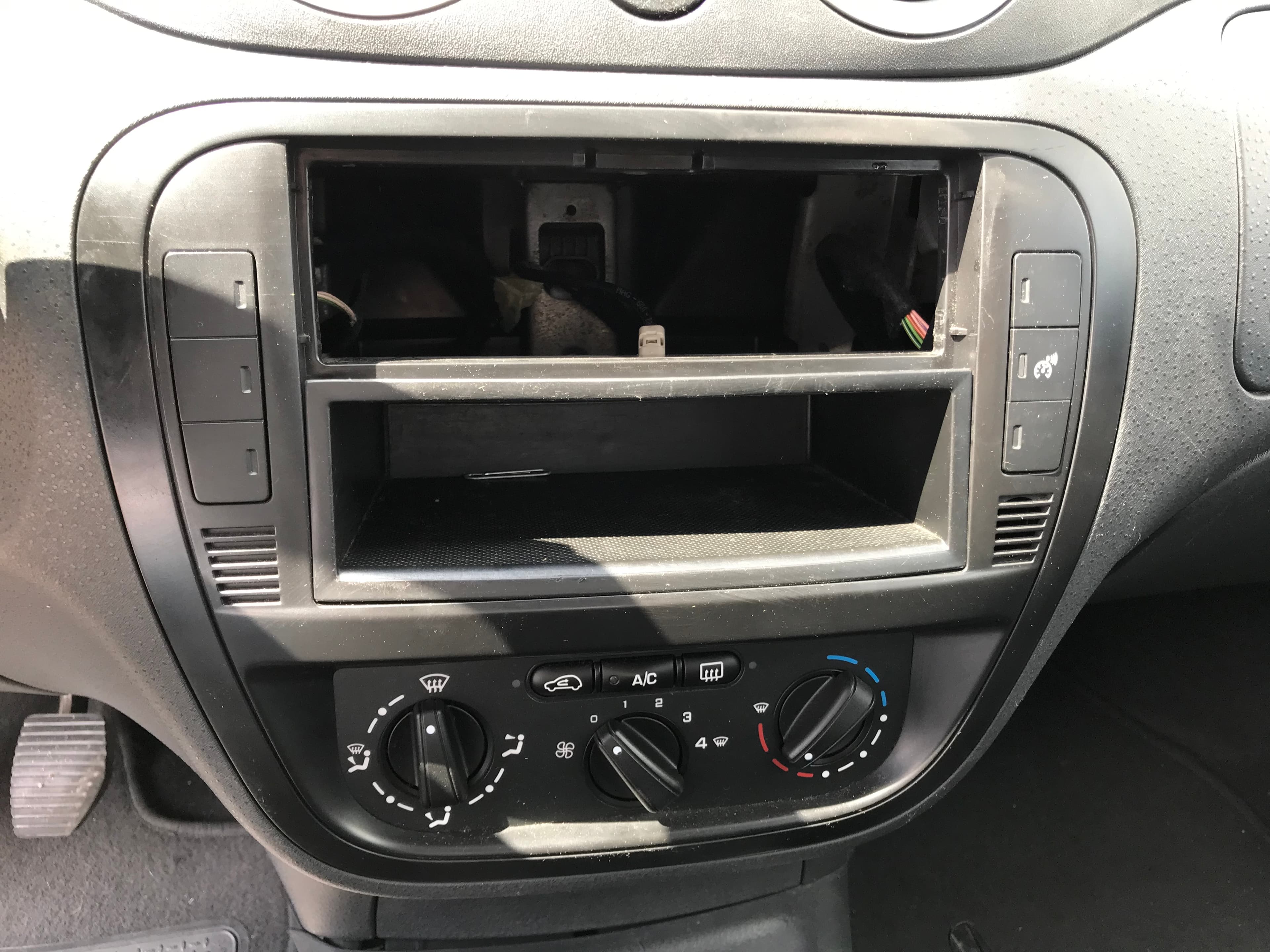 Citroën C3 1.4 HDI · Ano 2008 — image 35